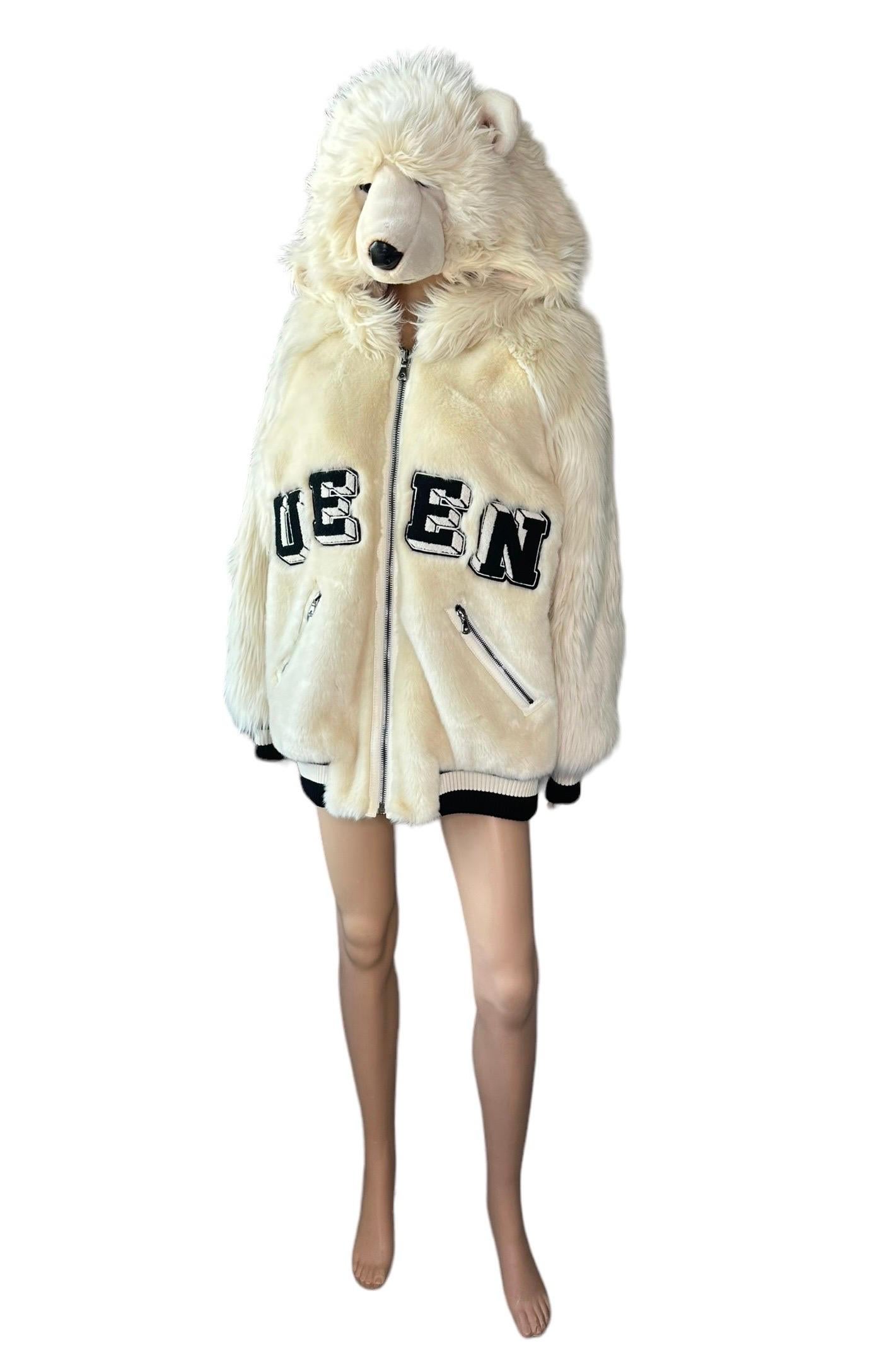 Dolce & Gabbana F/W 2017 Runway Teddy Bear Hood Queen Eco Fur Bomber Jacket Coat For Sale 1