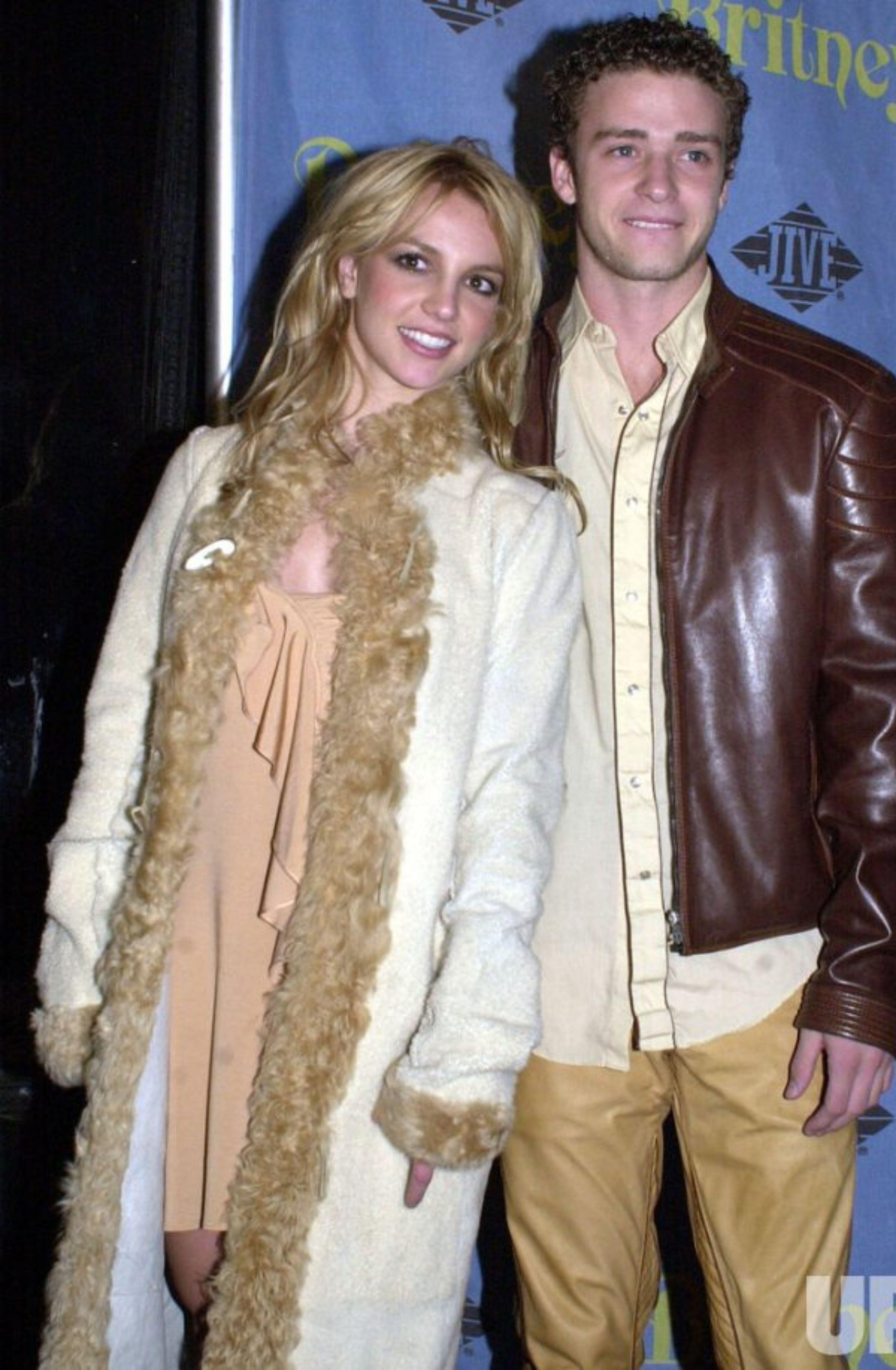 Vintage Dolce & Gabbana
Fall 2001 - shorter version seen on the runway, same coat seen on Britney Spears for her album launch party (2001)

Beige shearling coat with shell buckle fastening
Patchwork suede lined

Size IT 42 / UK 10 / US 6
Length