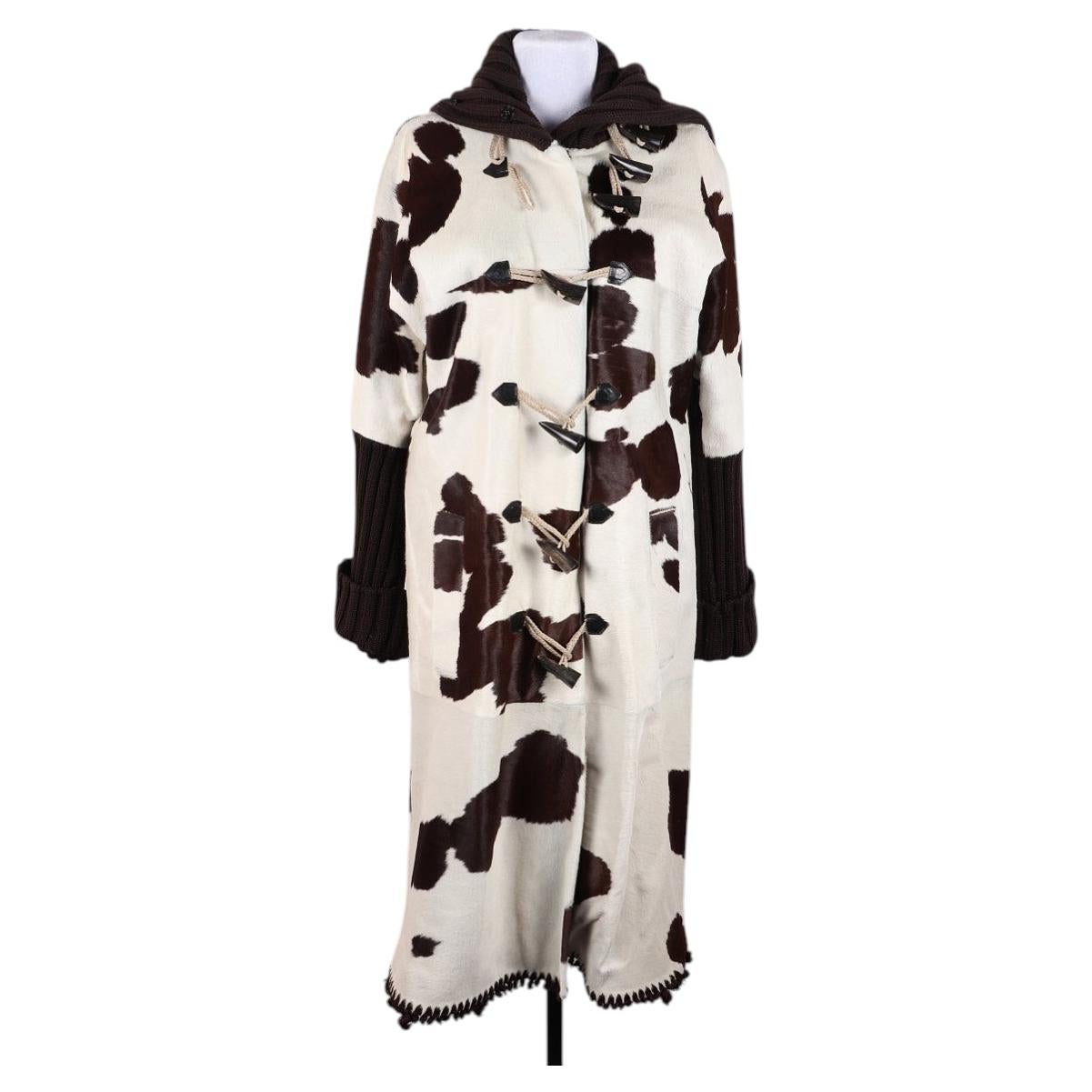 Dolce & Gabbana, otoño de 2002  Abrigo de piel de poni, una pieza única