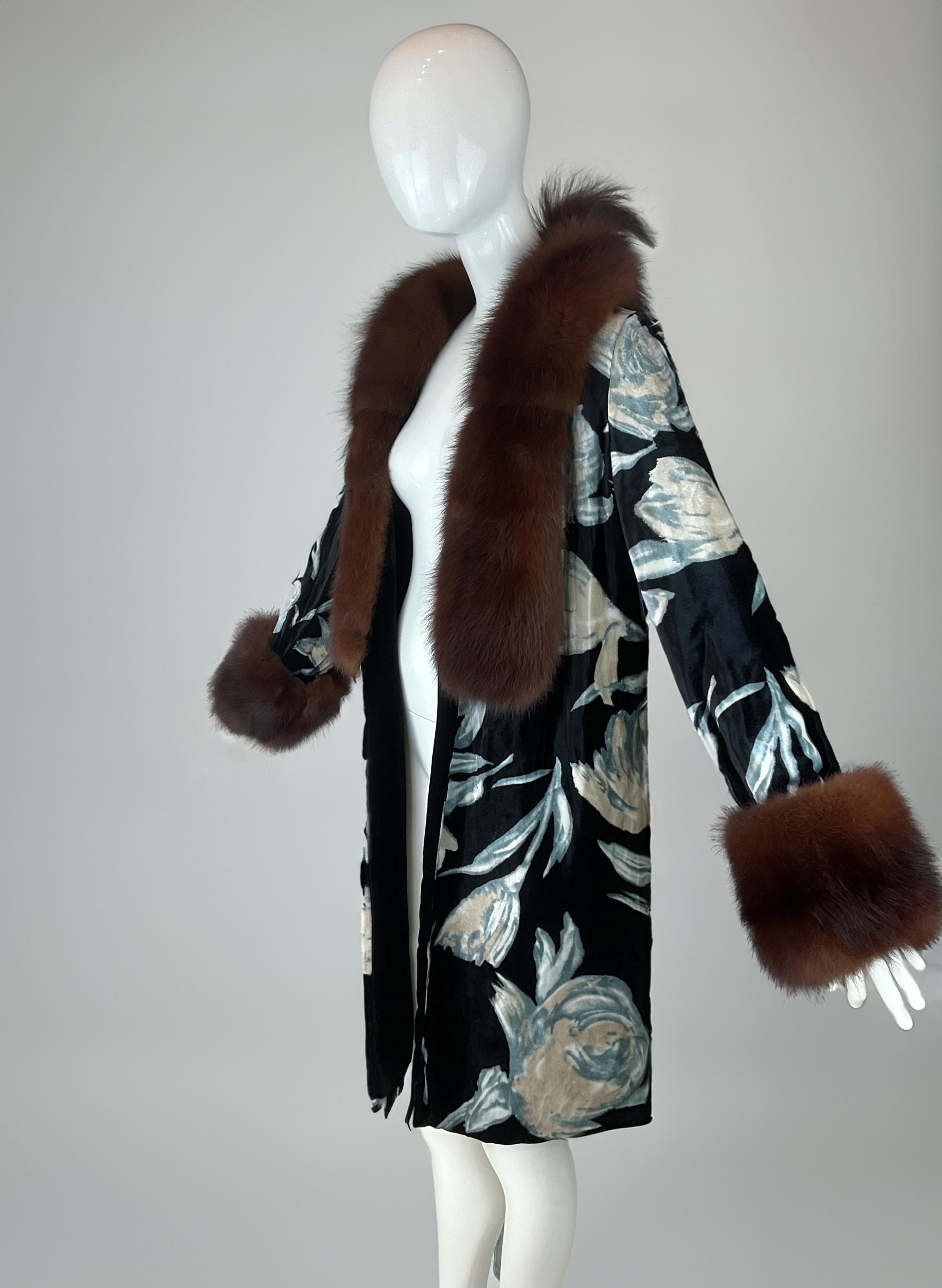 Dolce & Gabbana Fall F/W 1997 Velvet Coat with Fox Fur Trim For Sale 1