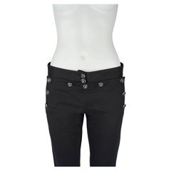 Dolce & Gabbana Herbst/Winter 2006 Heraldic Button Cropped Pants IT40