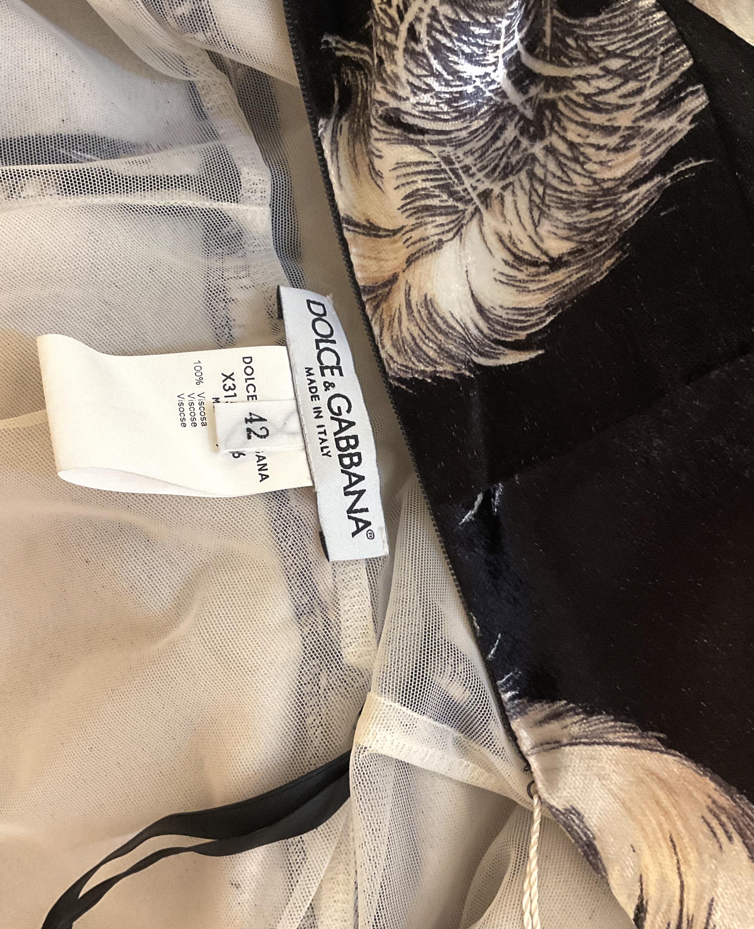 Dolce & Gabbana Fall/Winter F/W 1997 Runway Feather Print Dress – New with Tags For Sale 6