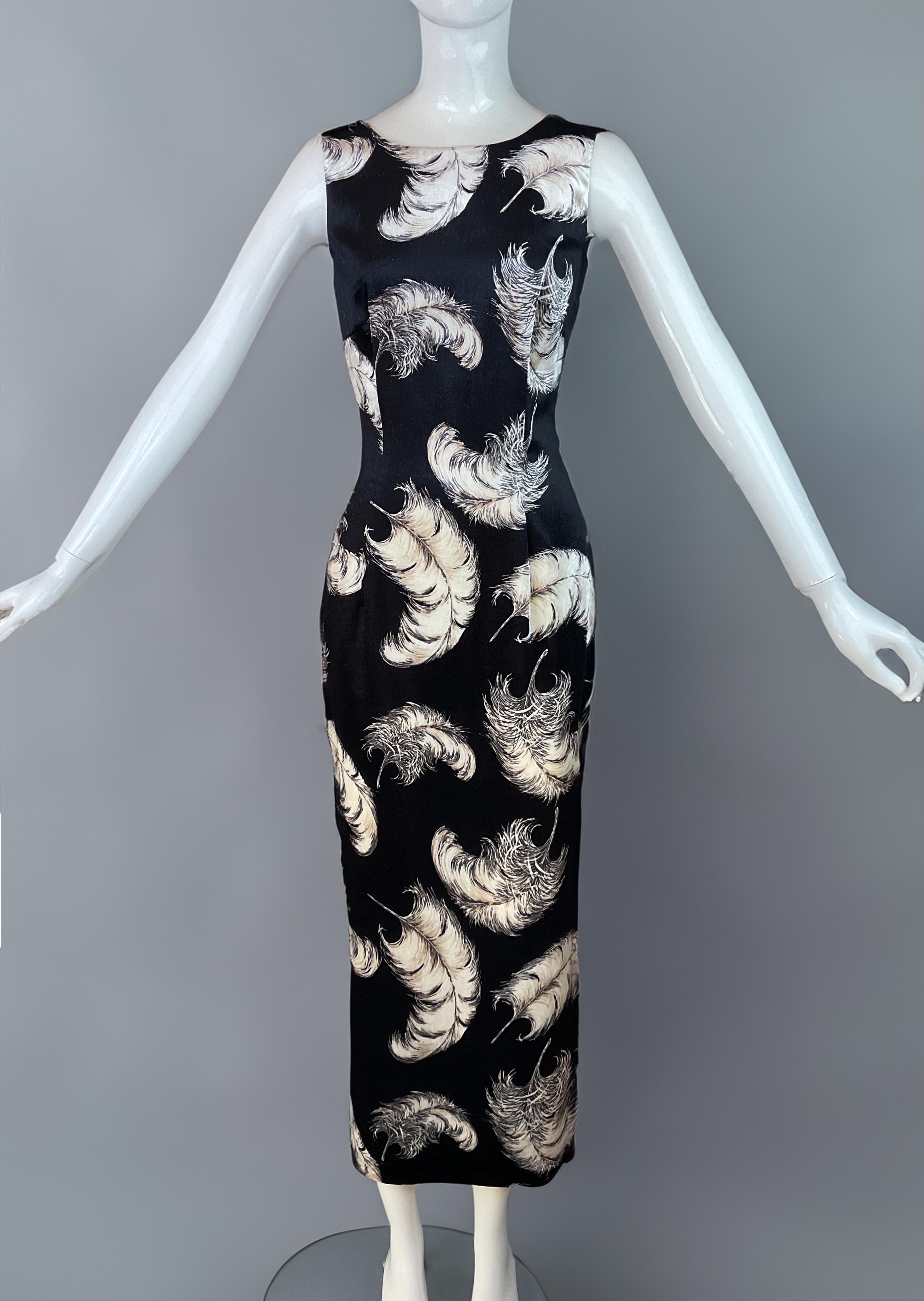 Dolce & Gabbana Fall/Winter F/W 1997 Runway Feather Print Dress – New with Tags For Sale 4