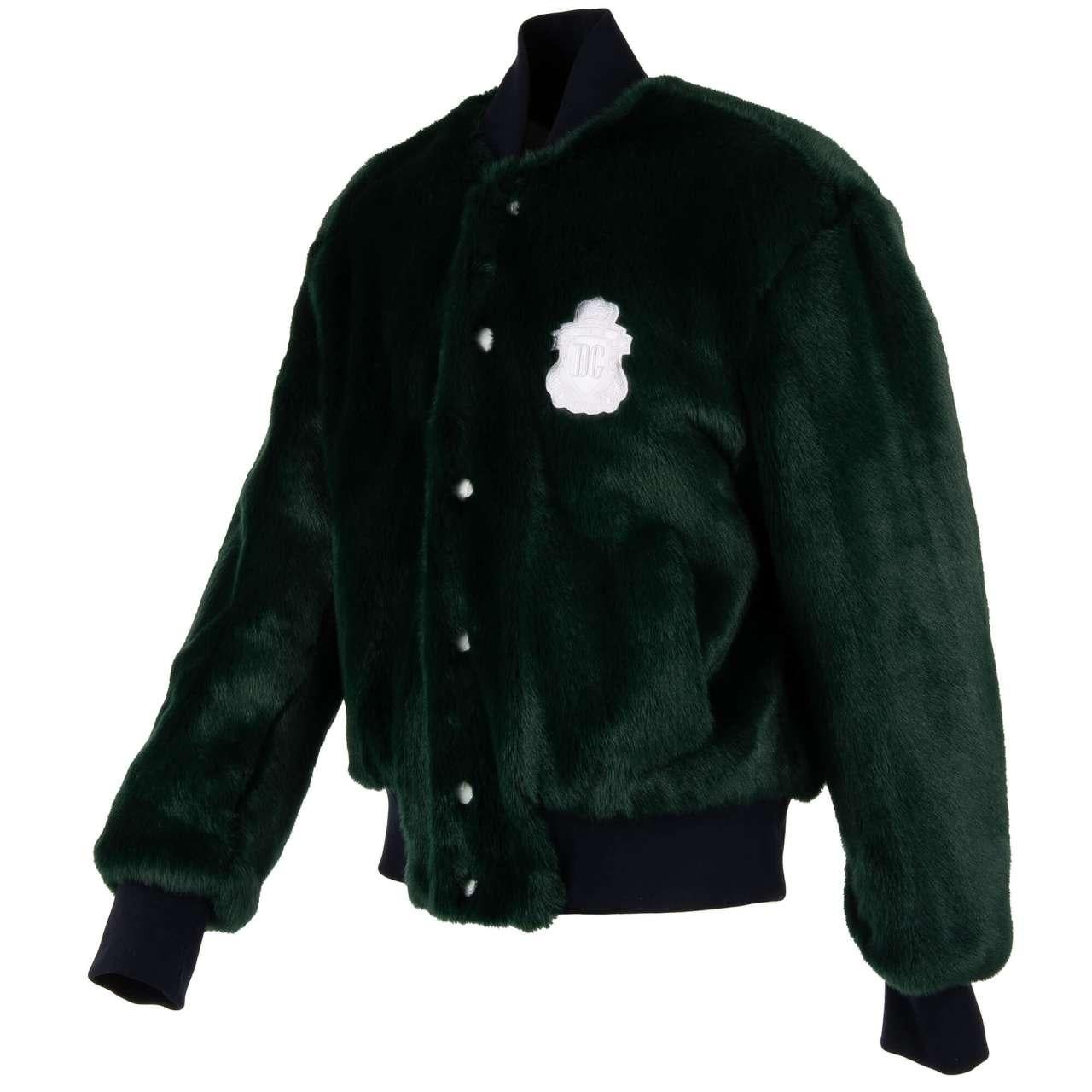 Dolce & Gabbana Faux Fur Oversize Bomber Jacket with Logo Patch Green Blue L In Excellent Condition For Sale In Erkrath, DE