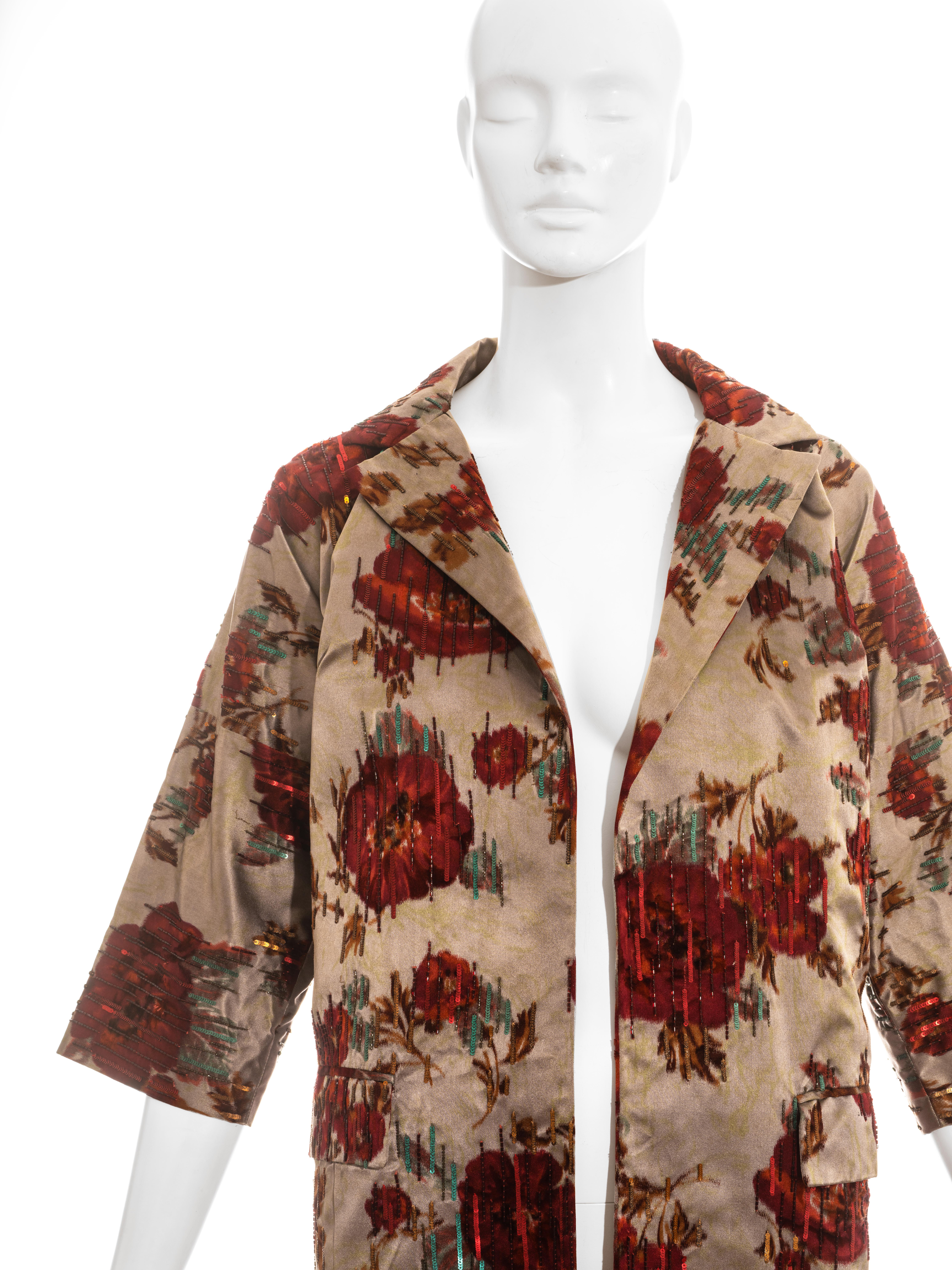 Manteau de soirée en soie perlée à fleurs Dolce & Gabbana, P/E 1999 Excellent état - En vente à London, GB