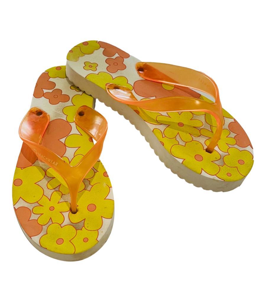 Dolce & Gabbana Floral Print Rubber Flip Flop Sandals In Fair Condition For Sale In London, GB