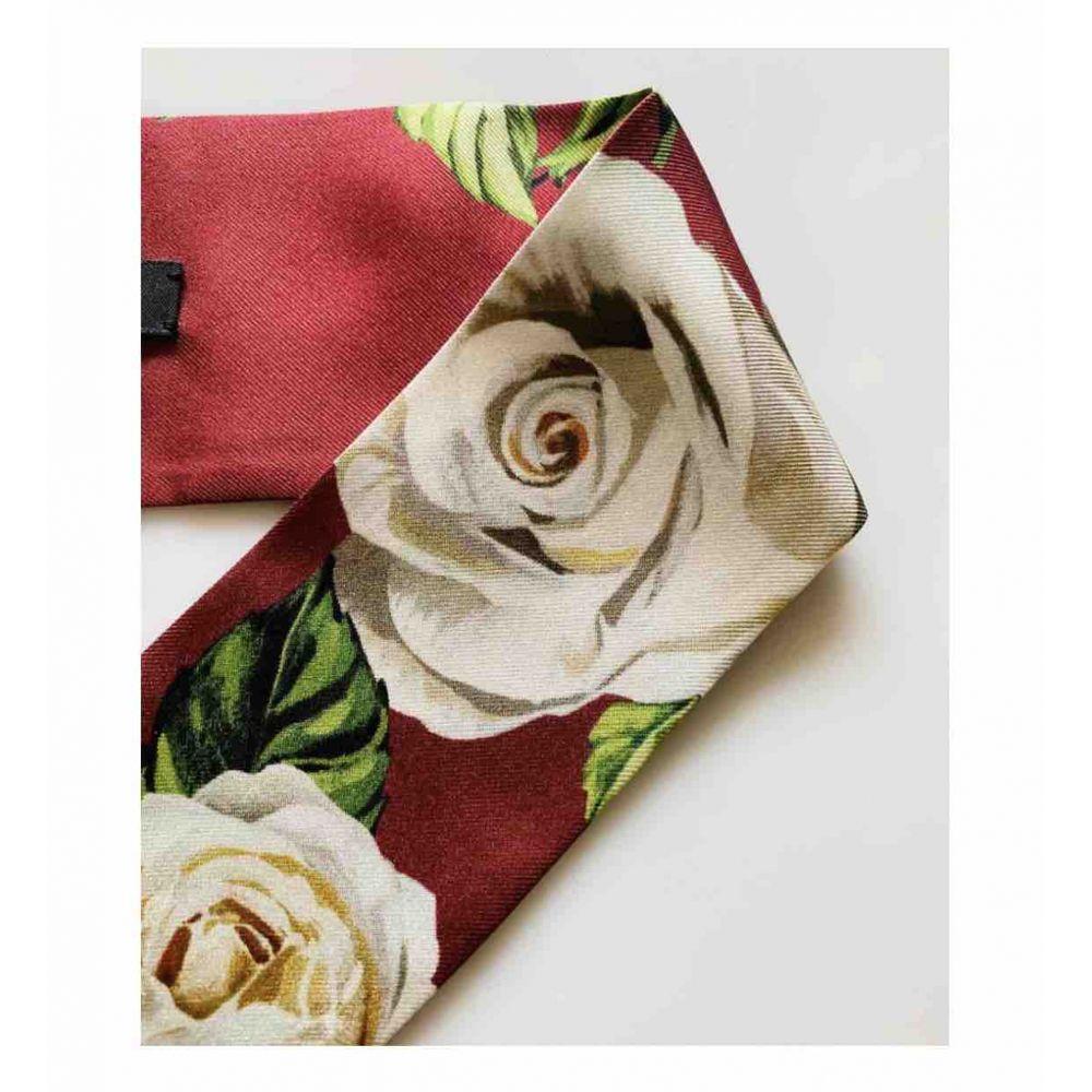 Dolce & Gabbana Floral Print Silk Scarf in Multicolour

Dolce & Gabbana 
Superb Dolce & Gabbana scarf. 
Gender: Female 
Color: Multicolor floral print 
Material: 100% silk 
Logo details 
Made in Italy 
Size: 5cm x 100 cm 
Original labels

General
