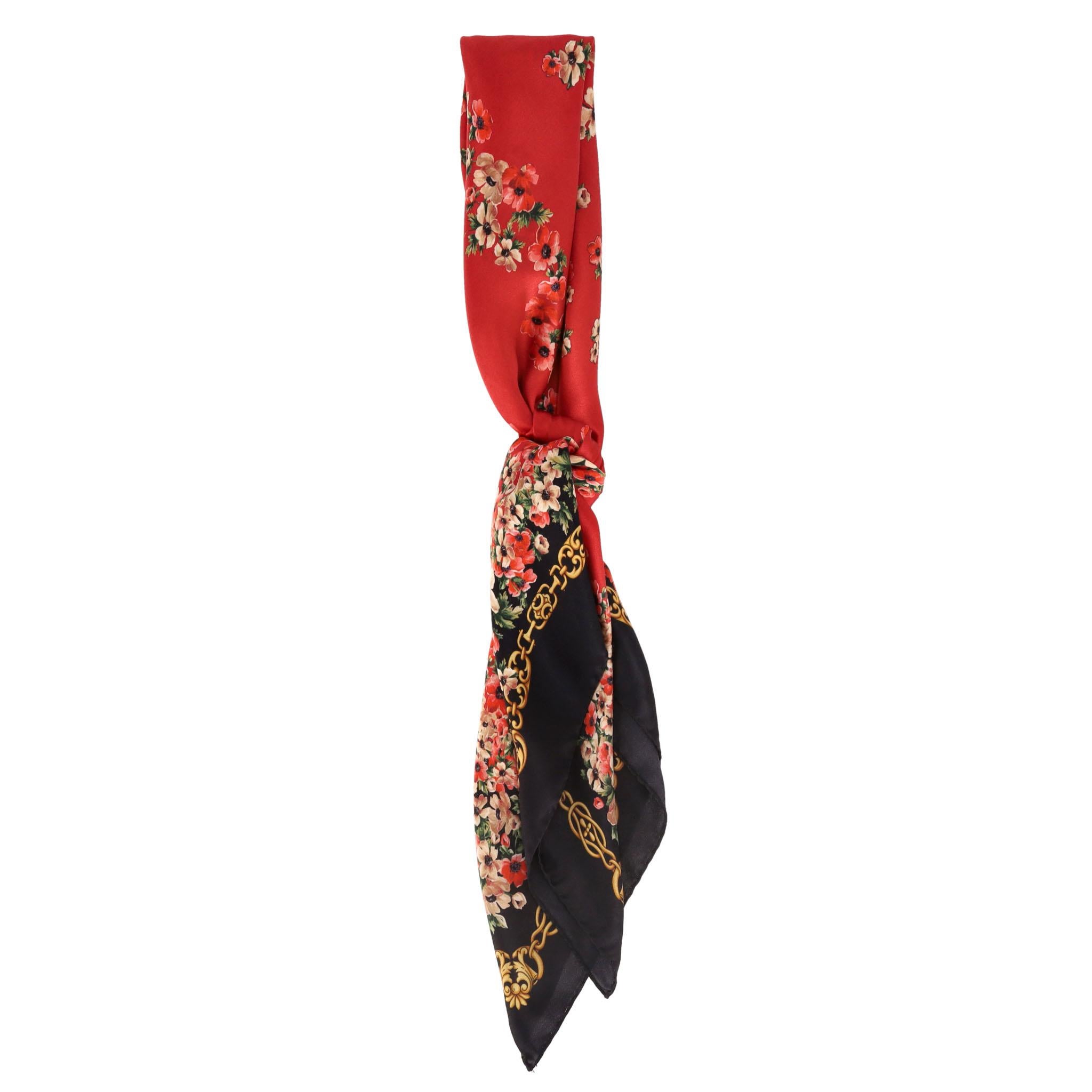 Dolce & Gabbana Floral Print Silk Twill Scarf In Good Condition For Sale In London, GB