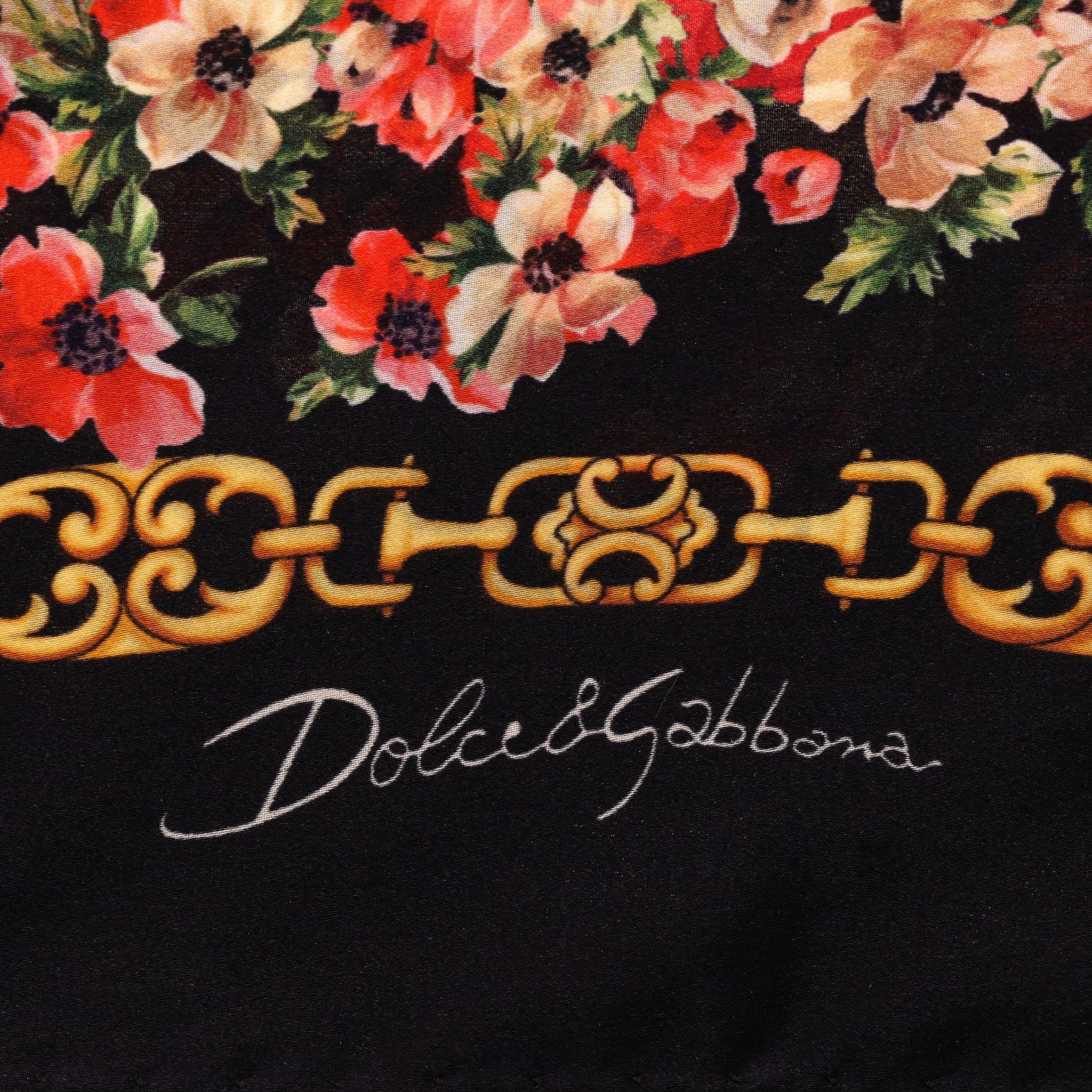 Women's Dolce & Gabbana Floral Print Silk Twill Scarf For Sale