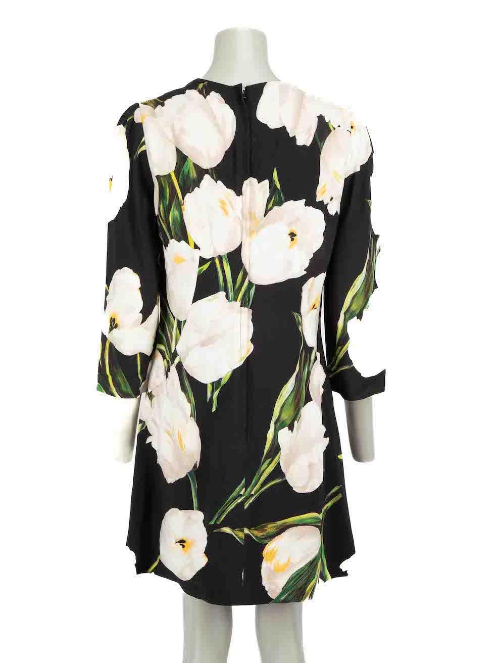 Mini robe à col rond imprimée florale Dolce & Gabbana, taille XL Excellent état - En vente à London, GB