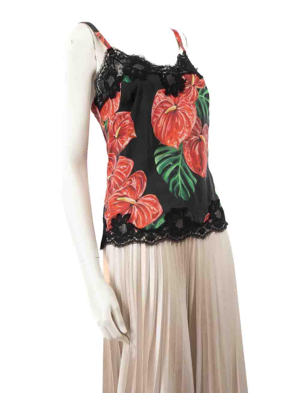 CONDITION is Good. Minor wear to top is evident. Light wear to lace trims where a number of stray thread ends can be seen on this used Dolce & Gabbana designer resale item.
 
 Details
 Multicolour- black and red
 Silk
 Tank top
 Floral print
 Black