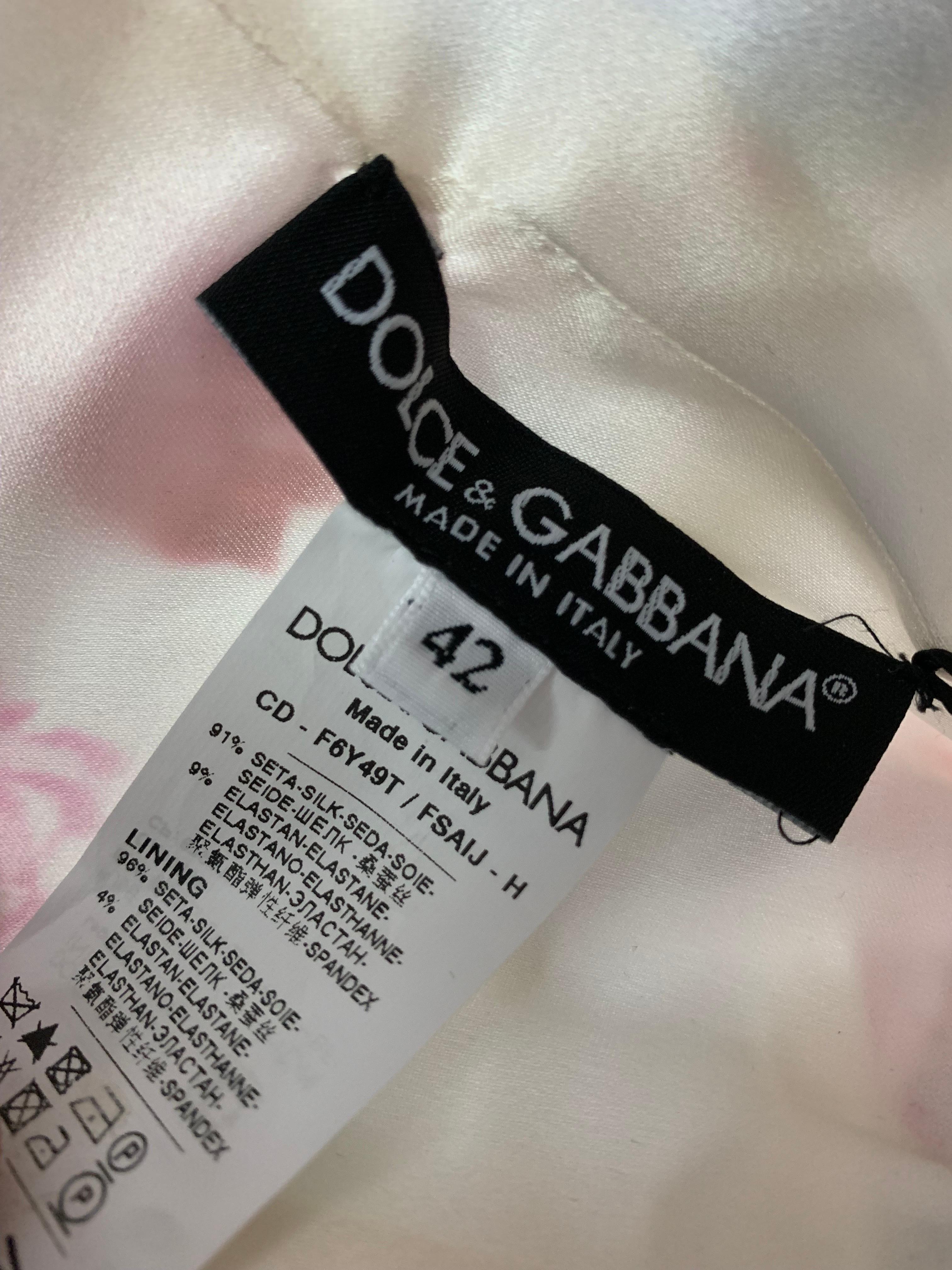Dolce & Gabbana Floral Stretch Silk Sleeveless Sheath Cocktail Dress  For Sale 3