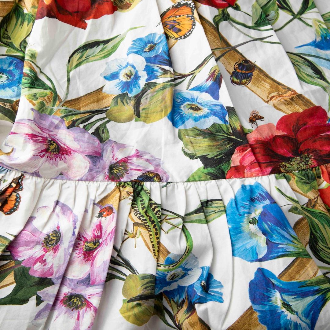 Dolce & Gabbana Floral Tiered Knee Length Skirt Size XS In Good Condition In London, GB