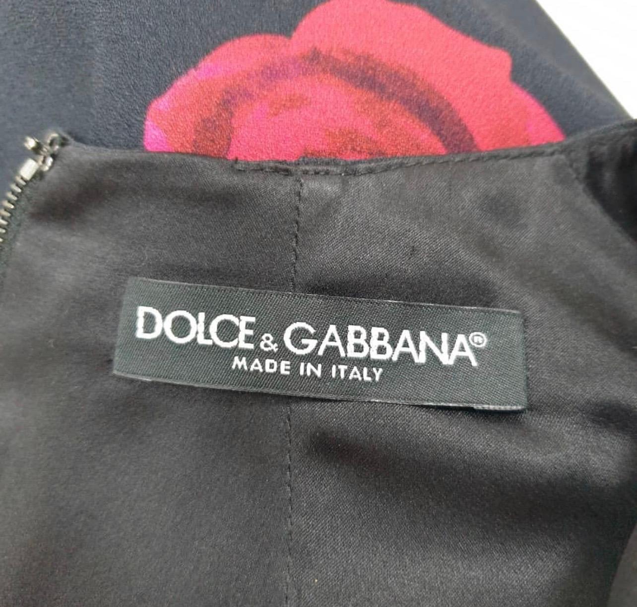 Dolce & Gabbana Floral Viscose Mini Dress In Good Condition In Krakow, PL