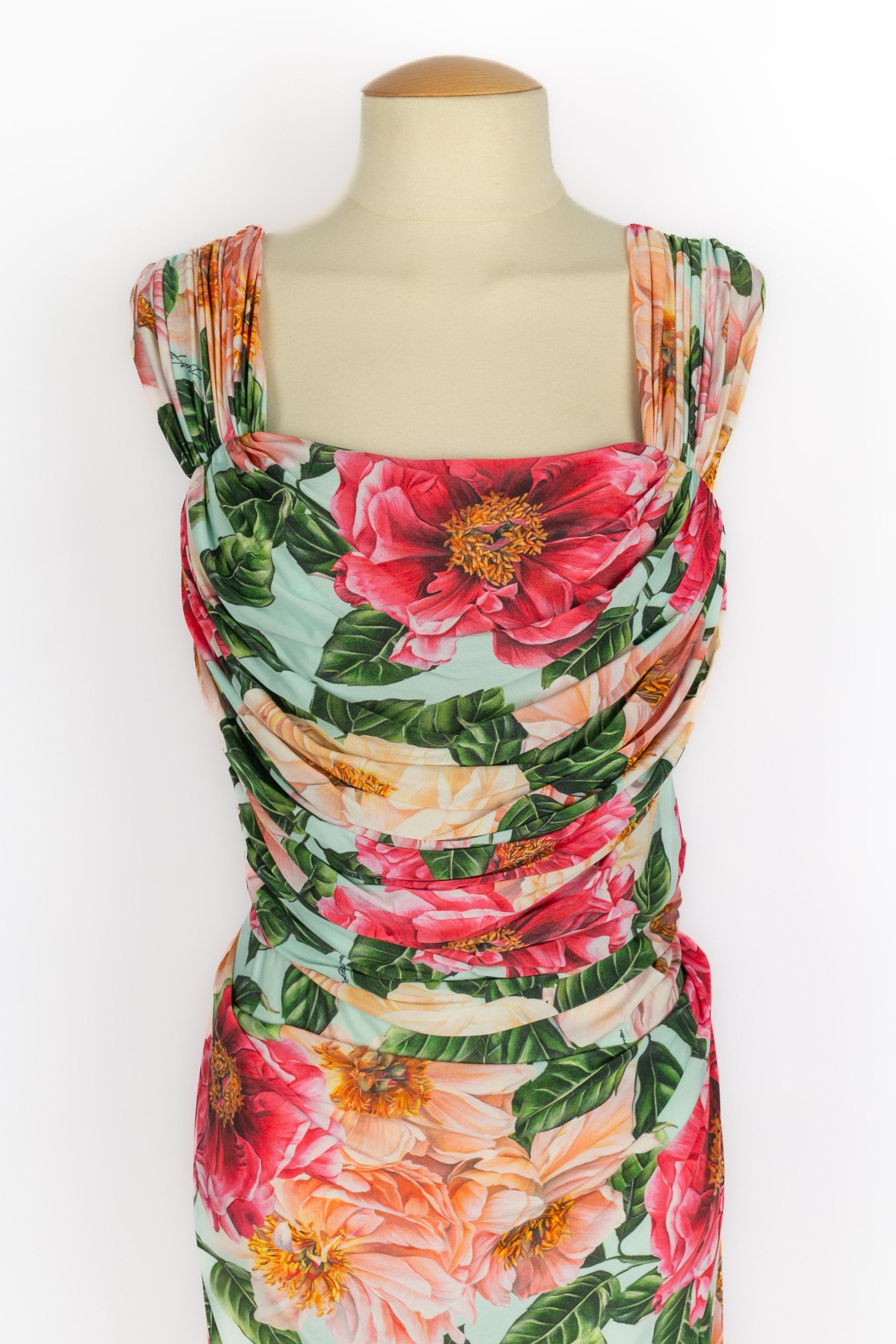 Beige Robe à fleurs Dolce & Gabbana en vente
