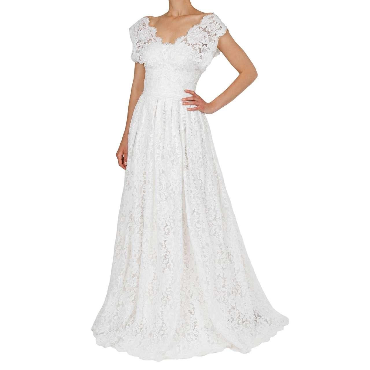 Women's Dolce & Gabbana - Flower Lace Corsage Maxi Wedding Dress White IT 44 For Sale
