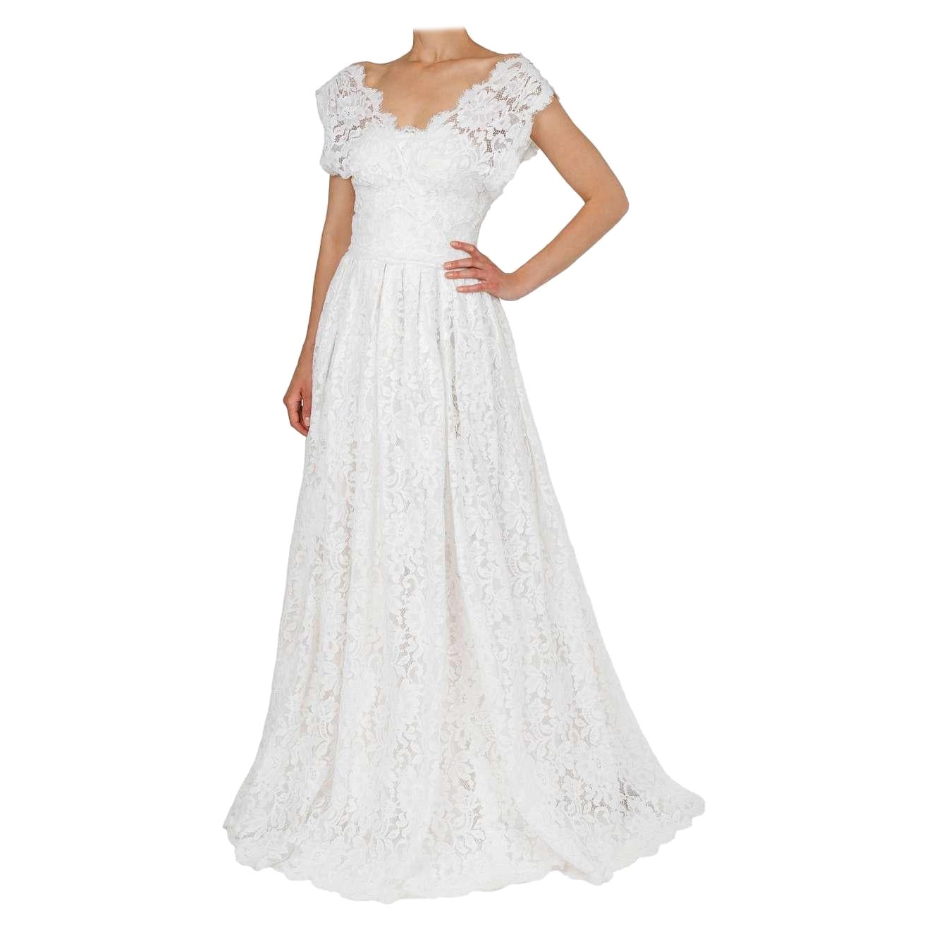 Dolce 
Gabbana - Flower Lace Corsage Maxi Wedding Dress White IT 44 For Sale