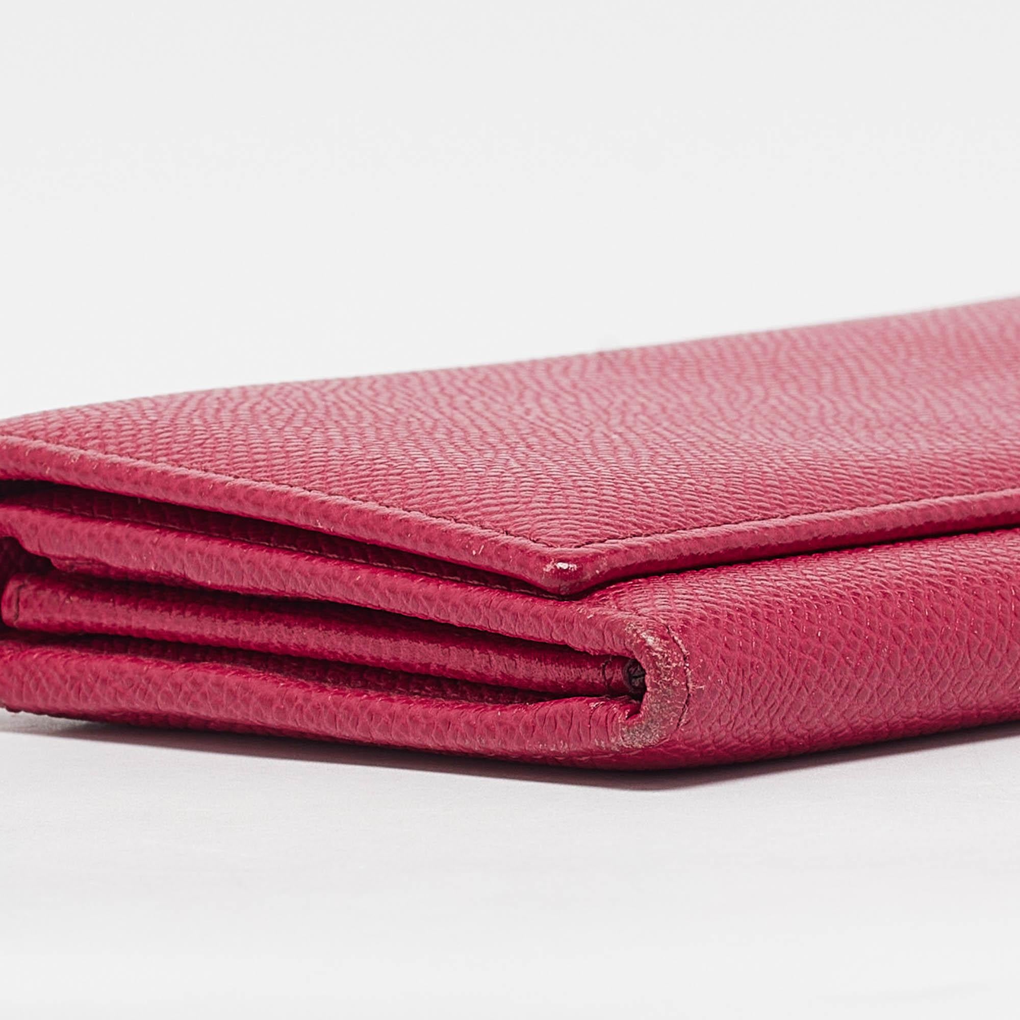 Dolce & Gabbana Fuchsia Leather Flap Continental Wallet For Sale 4