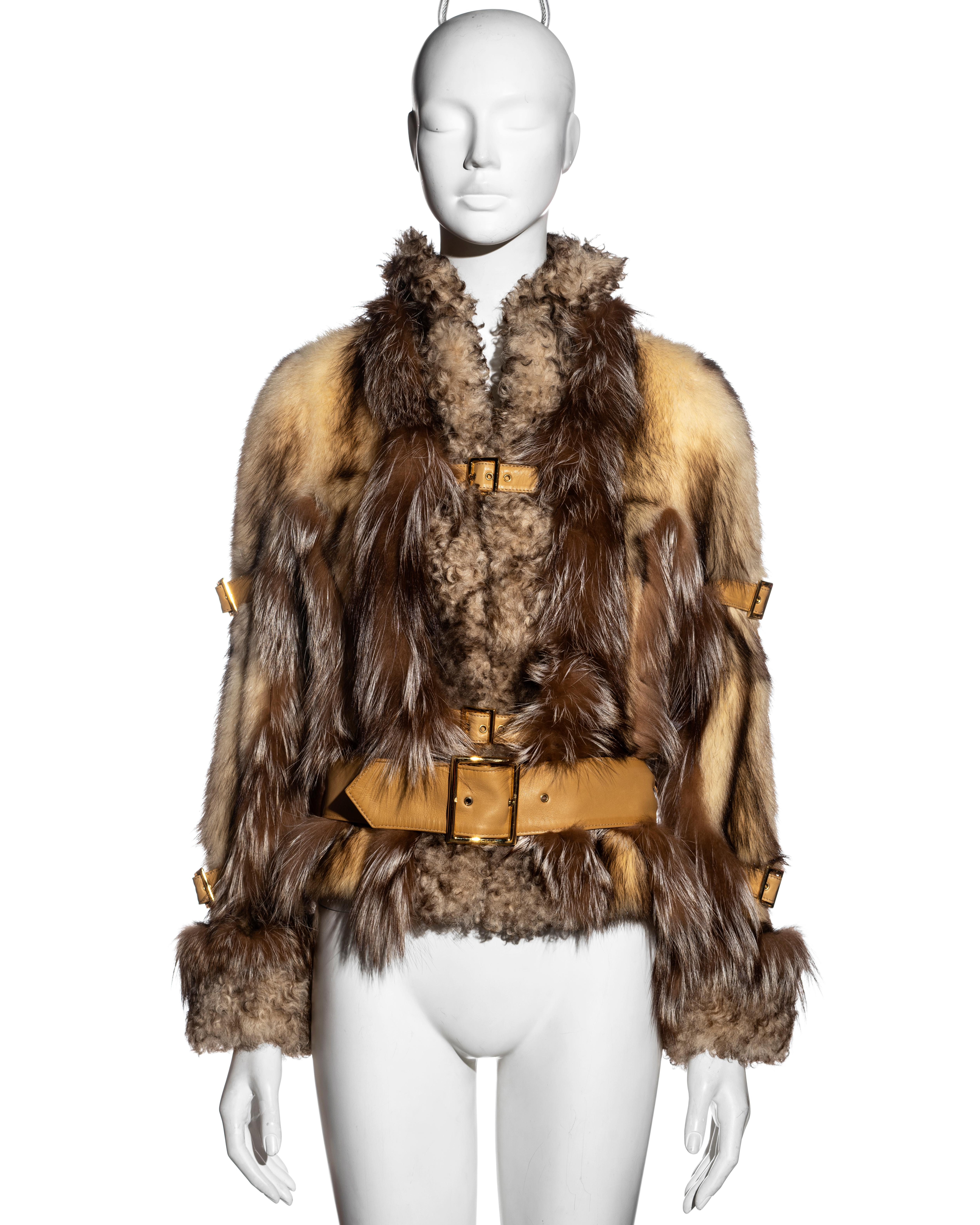 Veste en fourrure et en peau de mouton Dolce & Gabbana avec plusieurs ceintures en cuir, saison 2001 Excellent état - En vente à London, GB