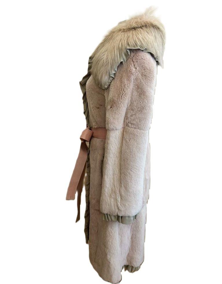 Dolce & Gabbana Angora Vintage Rosa Pelzmantel aus Pelz (Puderrosa) ( Sonderanfertigung) (Braun) im Angebot
