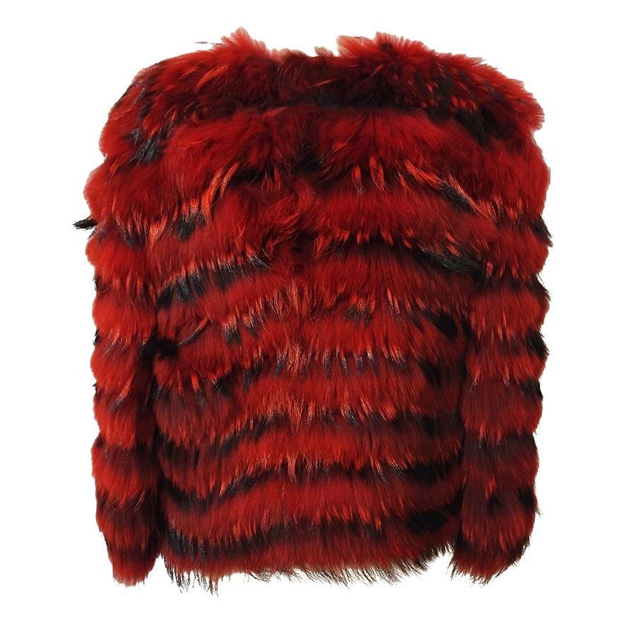 Amazing and ultra rare fur coat by Dolce & Gabbana Murmansky fur Amazing red shaded with black inserts 100% Internal silk lining Long sleeve Total lenght cm 50 (19,6 inches)