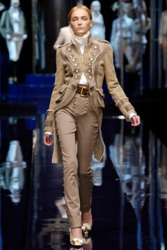 Dolce & Gabbana FW 2006 Veste en velours ajustée avec boutons héraldiques IT40