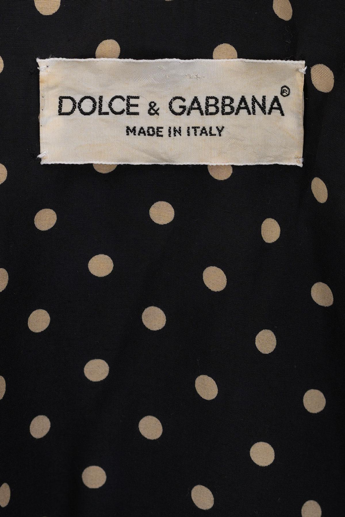 DOLCE & GABBANA FW 90 Sehr seltener und ikonischer Kunstpelzmantel für Damen oder Herren im Angebot