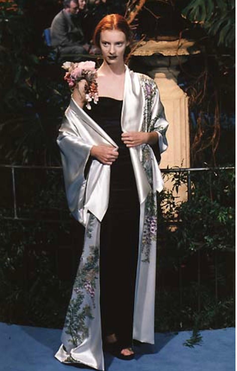DOLCE & GABBANA  FW 98 Rare Silk Hand Painted Kimono For Sale 6
