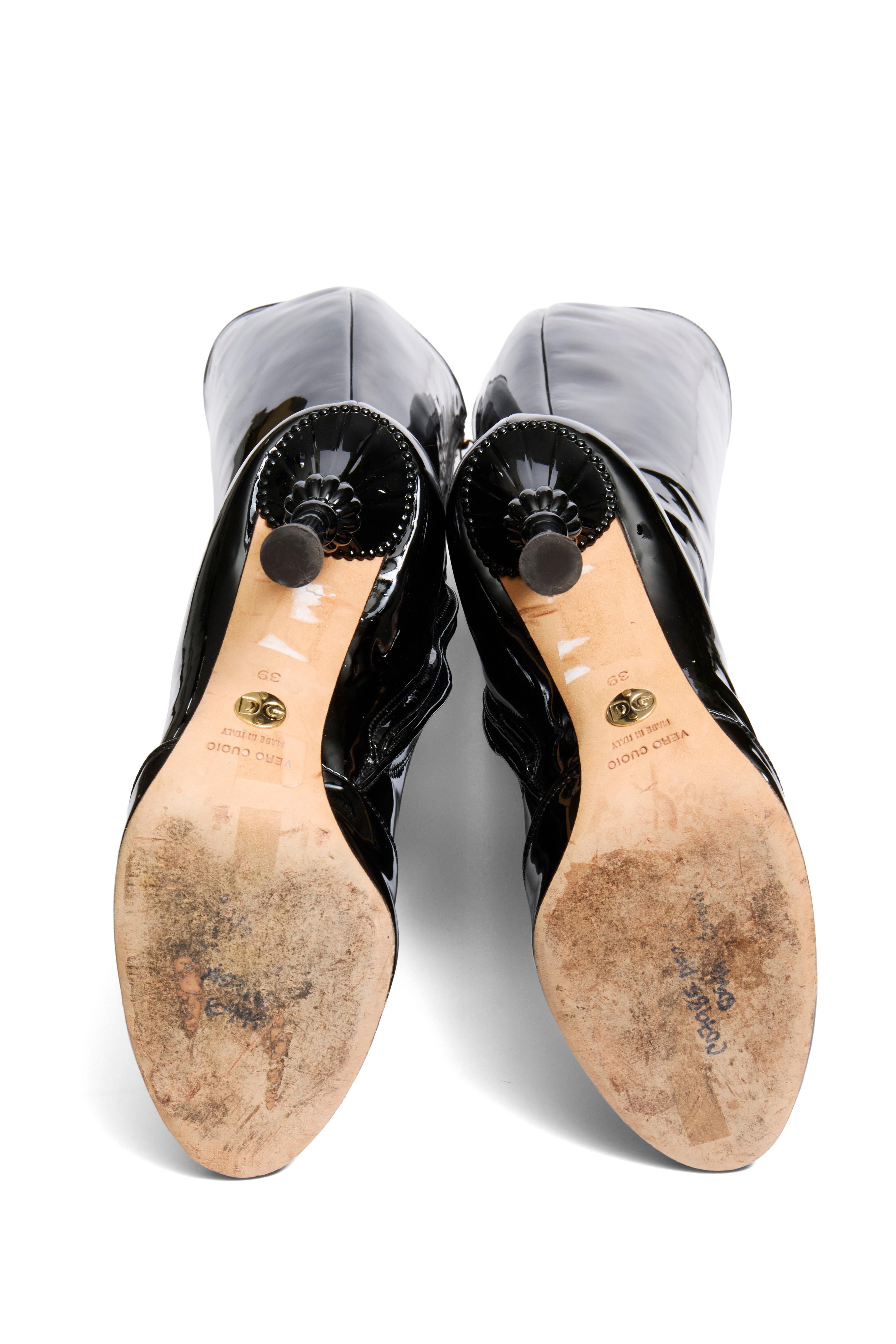 Dolce & Gabbana FW07 Patent Baroque-Heel Knee-High Boots Size 39 en vente 8