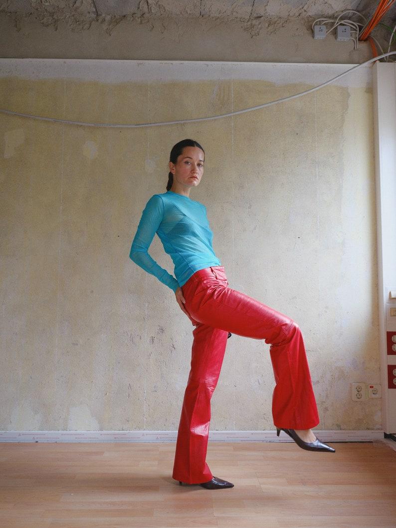 Dolce Gabbana Genuine Leather Cherry Red Y2K Trousers 26/40 In Good Condition For Sale In Berlin, DE
