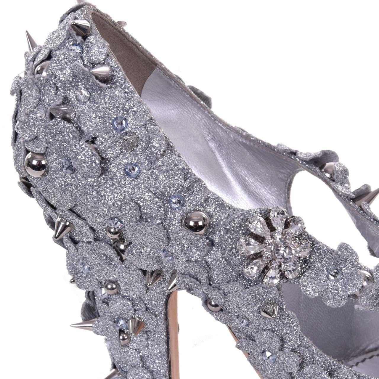 - Glitter Mary Jane Pumps COCO embellished with rhinestones, studs and leather roses by DOLCE & GABBANA Black Label - MADE IN ITALY - Former RRP: EUR 1.950- New with Box - Model: CD0613-AE422-80998 - Material: 66% Cotton, 30% Polystyrene, 4%