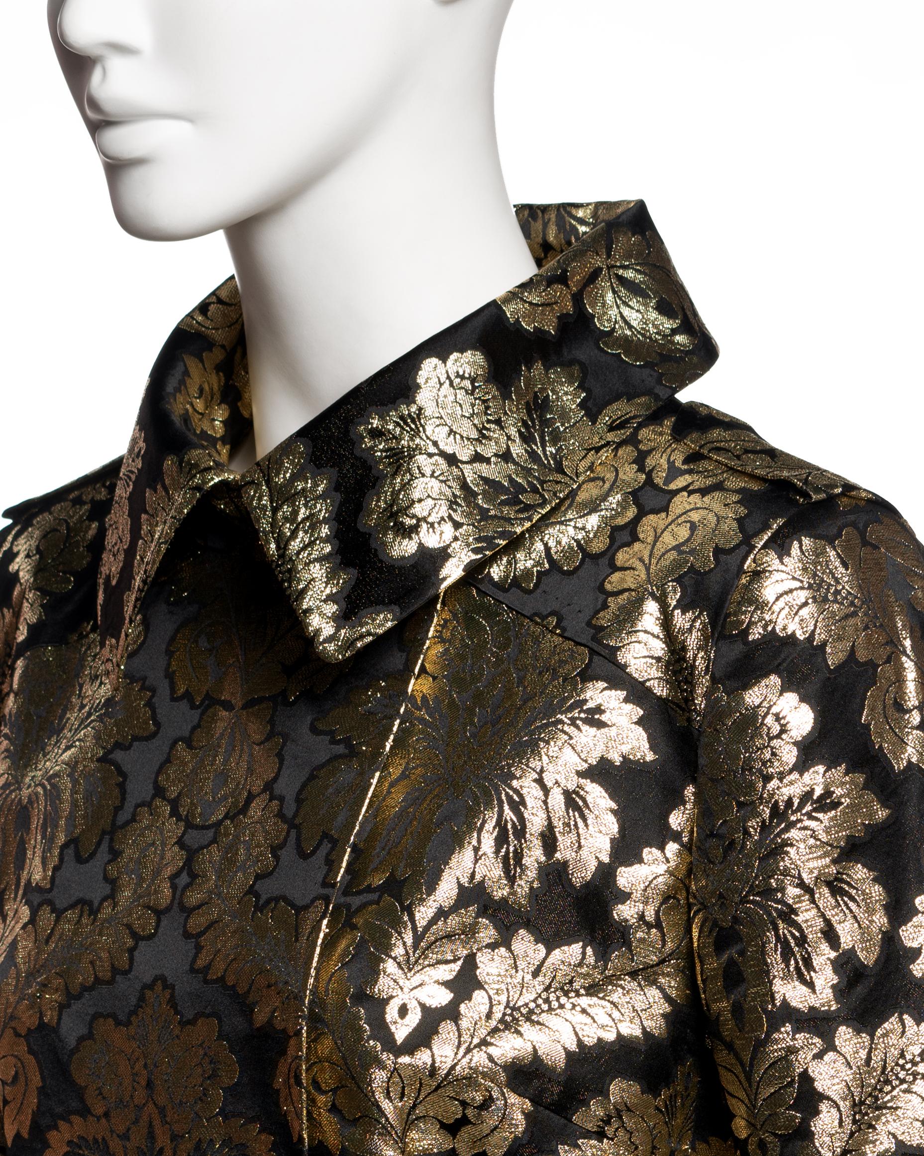 Dolce & Gabbana Gold Brocade Silk Tailored Evening Coat, FW 2000 en venta 9