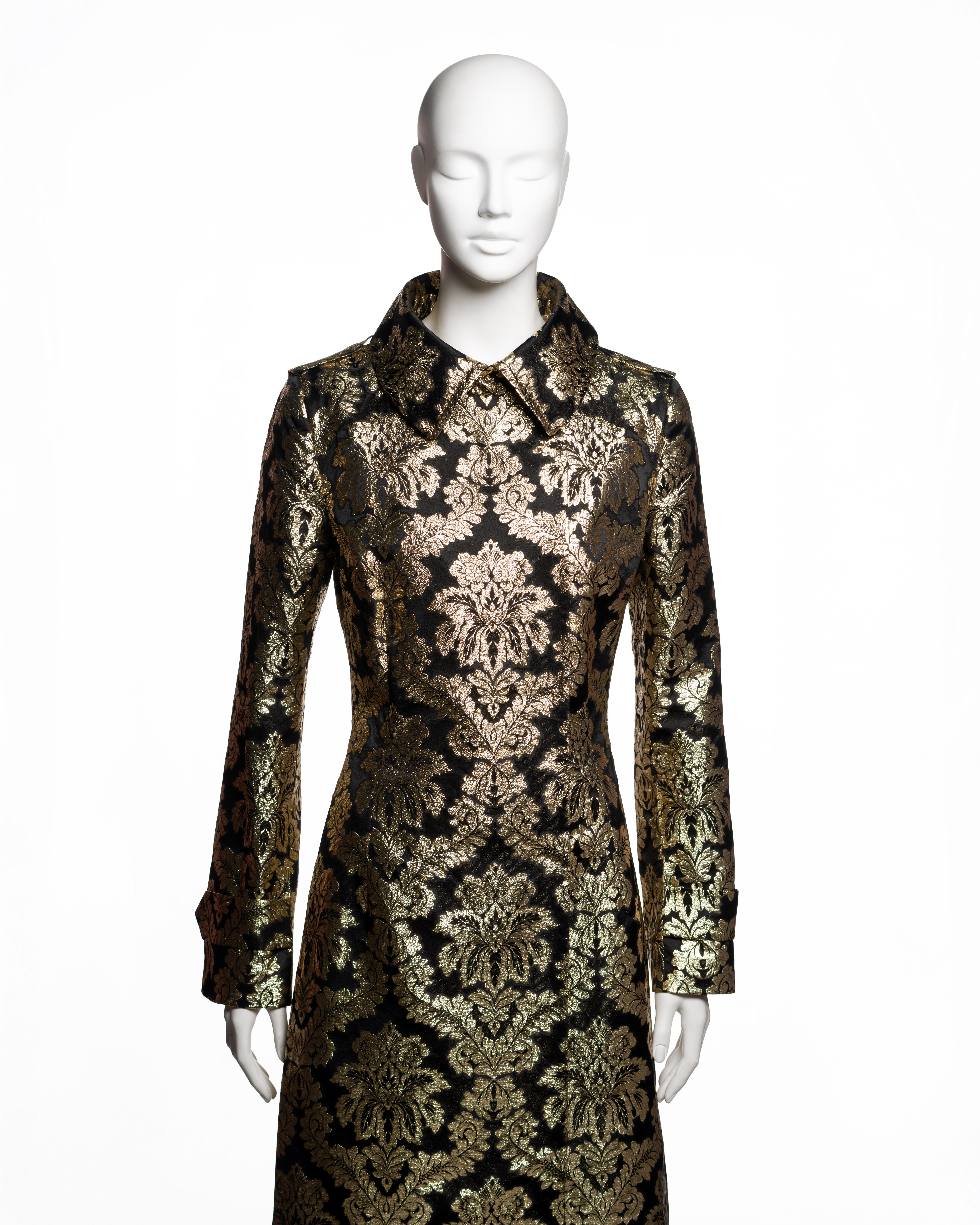 Dolce & Gabbana Gold Brocade Silk Tailored Evening Coat, FW 2000 en Excelente estado para la venta en London, GB