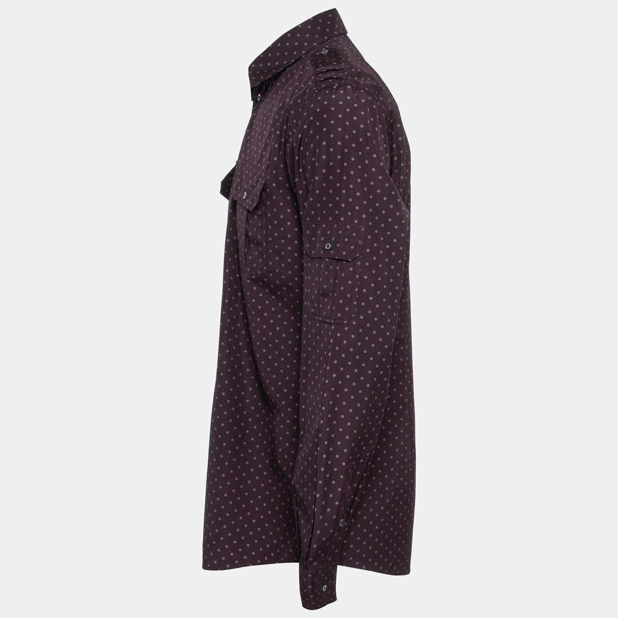 Shirts are an indispensable part of a wardrobe so this brand brings you a creation that is both versatile and stylish. It has been tailored from quality material in a versatile shade. The shirt is detailed with signature elements and a comfortable