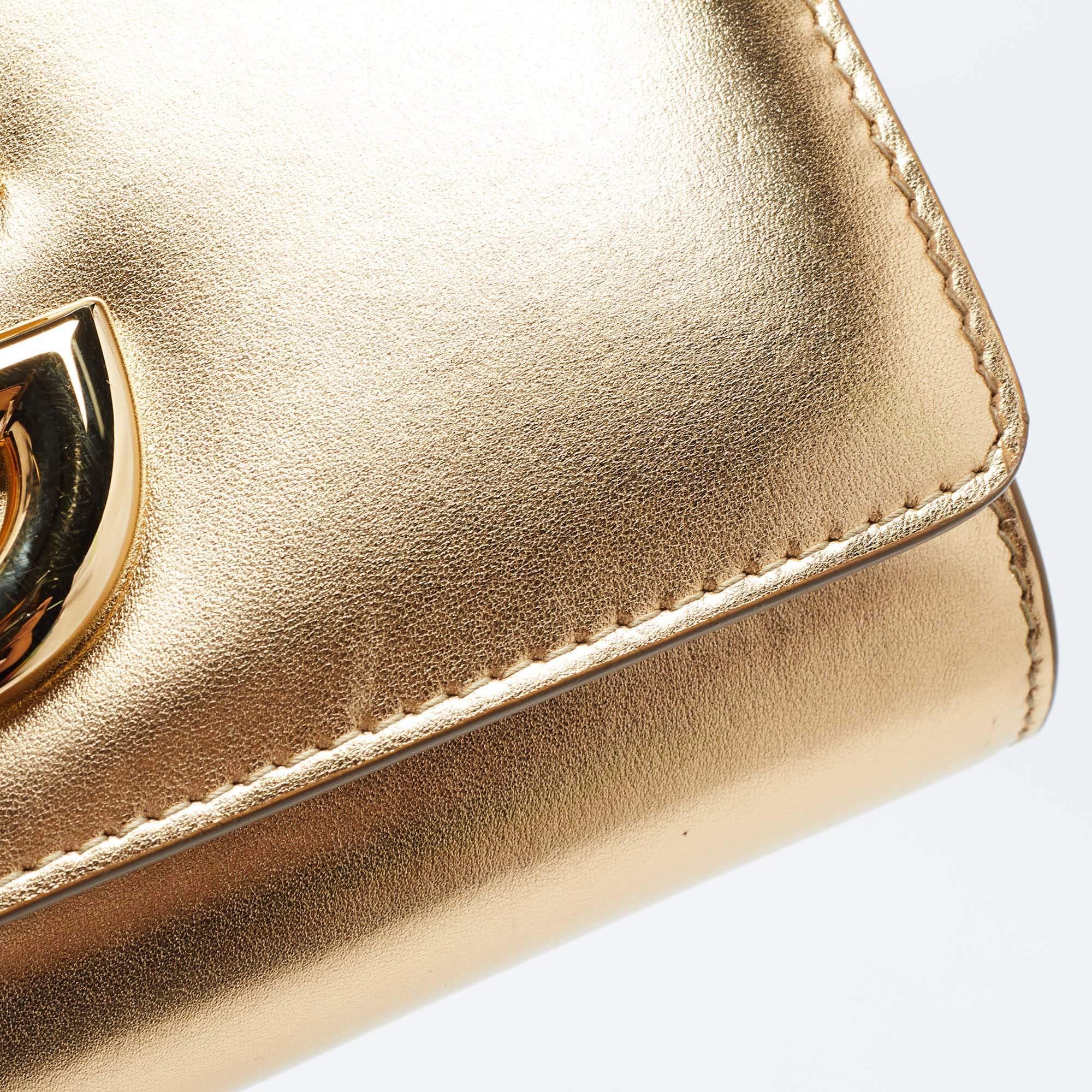 Dolce & Gabbana Gold Glossy Leather DG Logo Shoulder Bag 14
