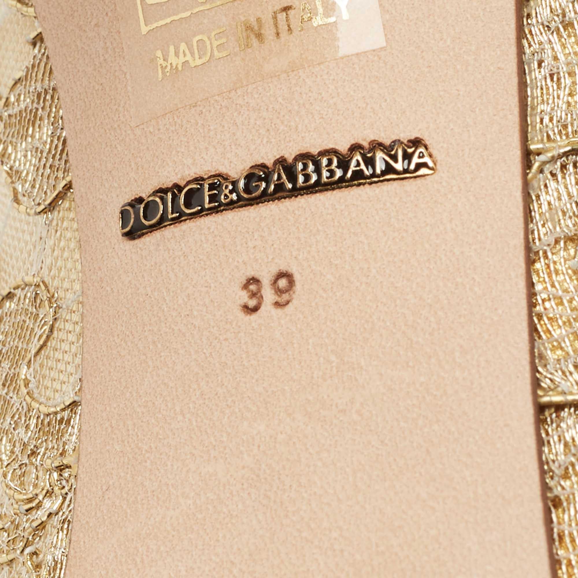Dolce & Gabbana Gold Lace Bellucci Crystal Embellished Pumps Size 39 4