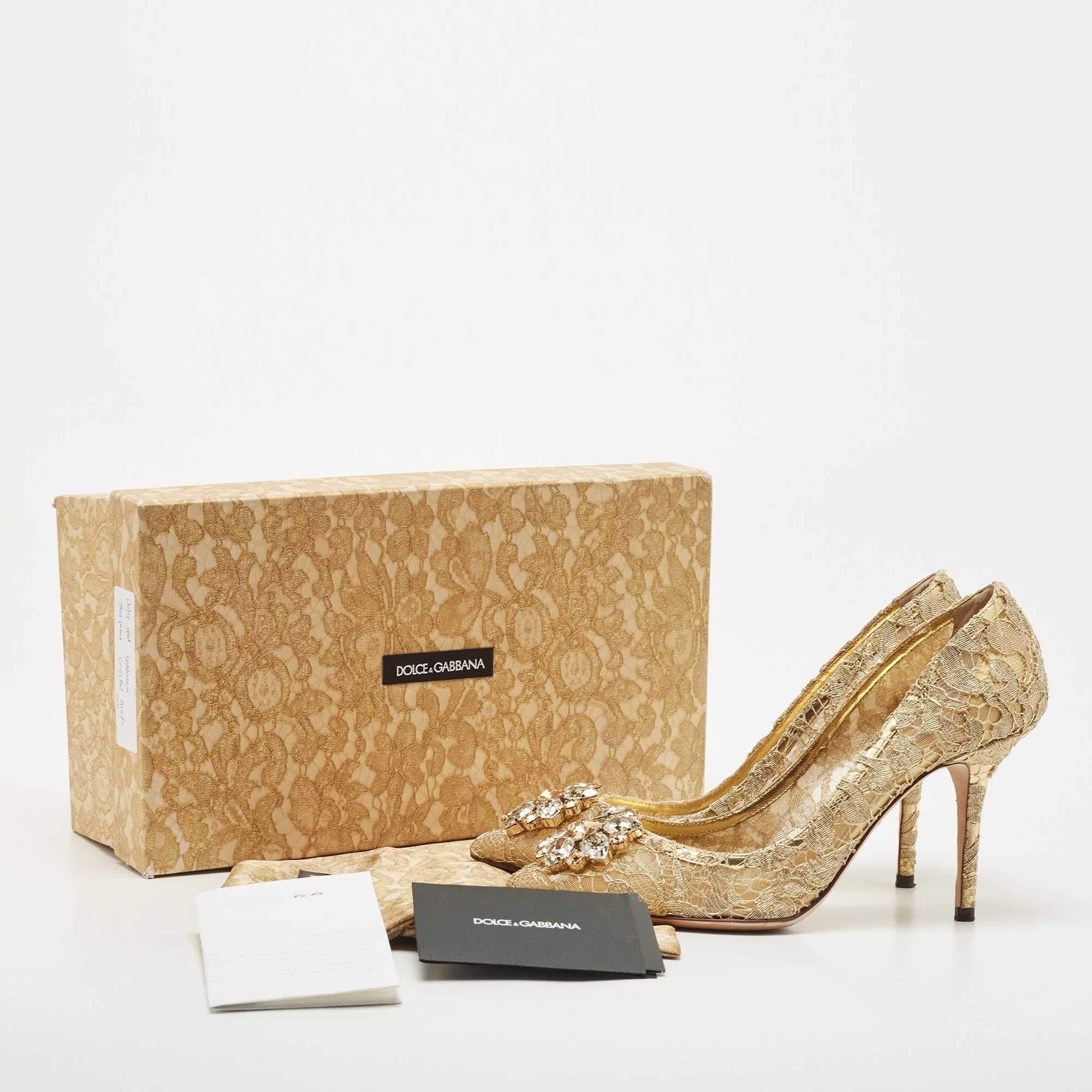 Dolce & Gabbana Gold Lace Bellucci Crystal Embellished Pumps Size 39 5