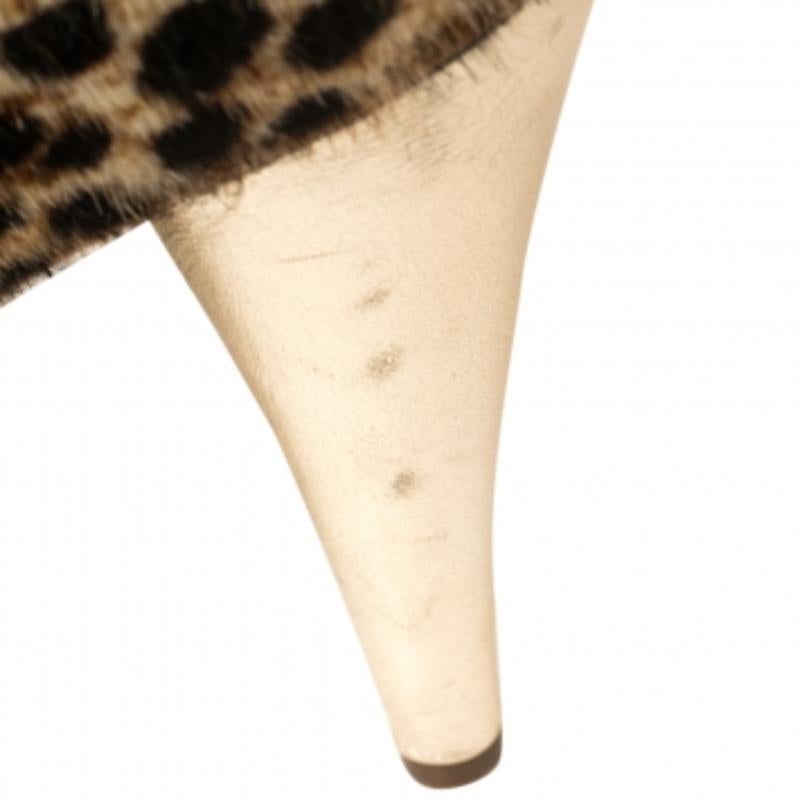 Dolce & Gabbana Gold Leather and Pony Hair Knotted Peep Toe Pumps Size 40 (escarpins noués en cuir et en poils de poney) en vente 1