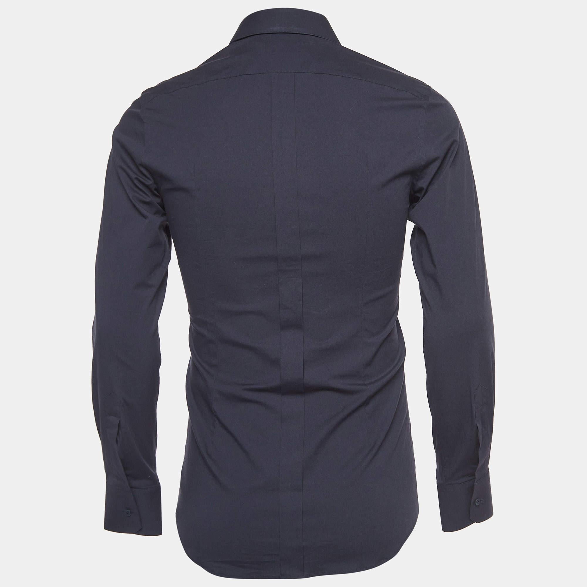 How fabulous does this designer shirt look! It is made of fine materials and features a fitted silhouette. Pair it with pants and loafers for a cool ensemble.

