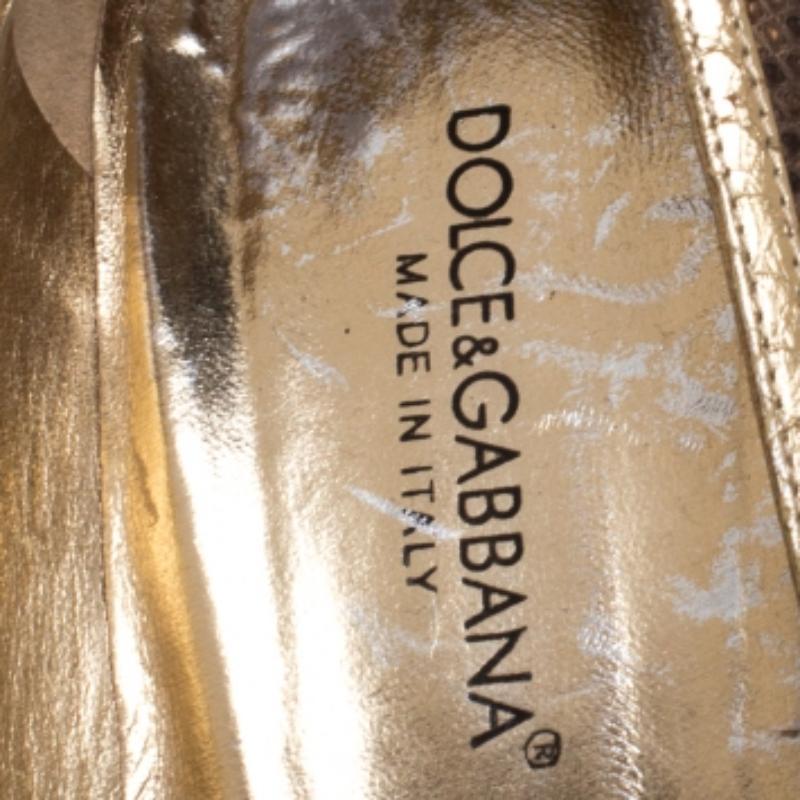 Dolce & Gabbana Gold Python and Brown Lizard Bow Peep Toe Pumps Size 39 État moyen - En vente à Dubai, Al Qouz 2