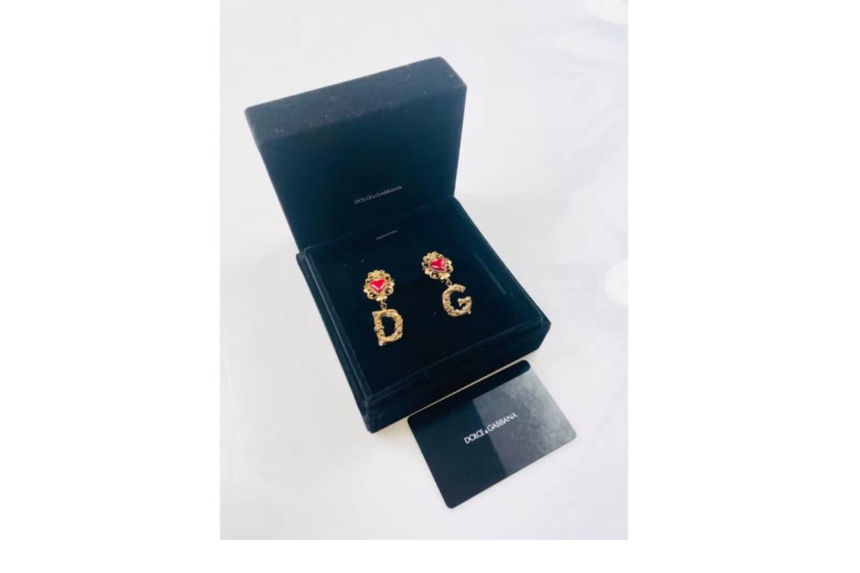 Dolce & Gabbana Gold Red Heart Amore Brass Crystals Dangle Earrings Clip Ons 2
