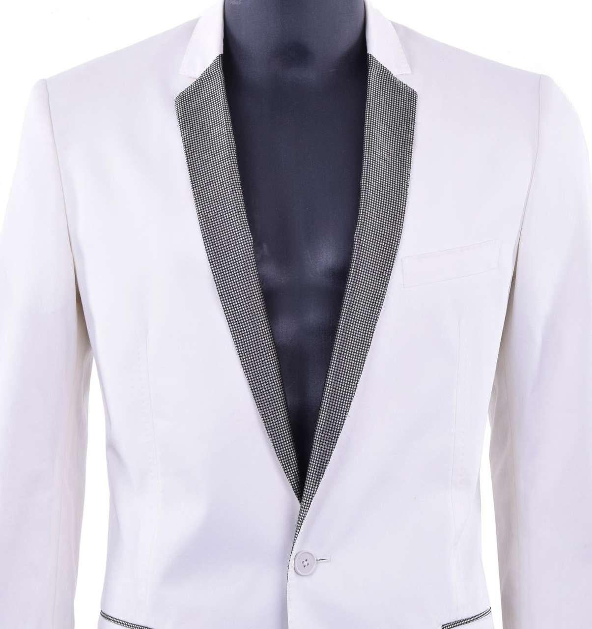 - Tuxedo blazer with contrast collar by DOLCE & GABBANA Black Label - GOLD Line - MADE IN ITALY - Slim Fit - New with tag - Model: G2789T - Material: 100% Cotton - Color: Creme-White - Sizes: - IT 48: Shoulder length: 44 cm, arm length: 65 cm, back