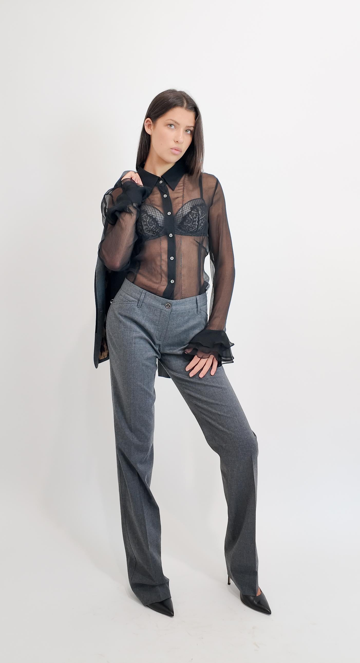 Dolce & Gabbana - Smoking da donna grigio con strisce nere in vendita 3