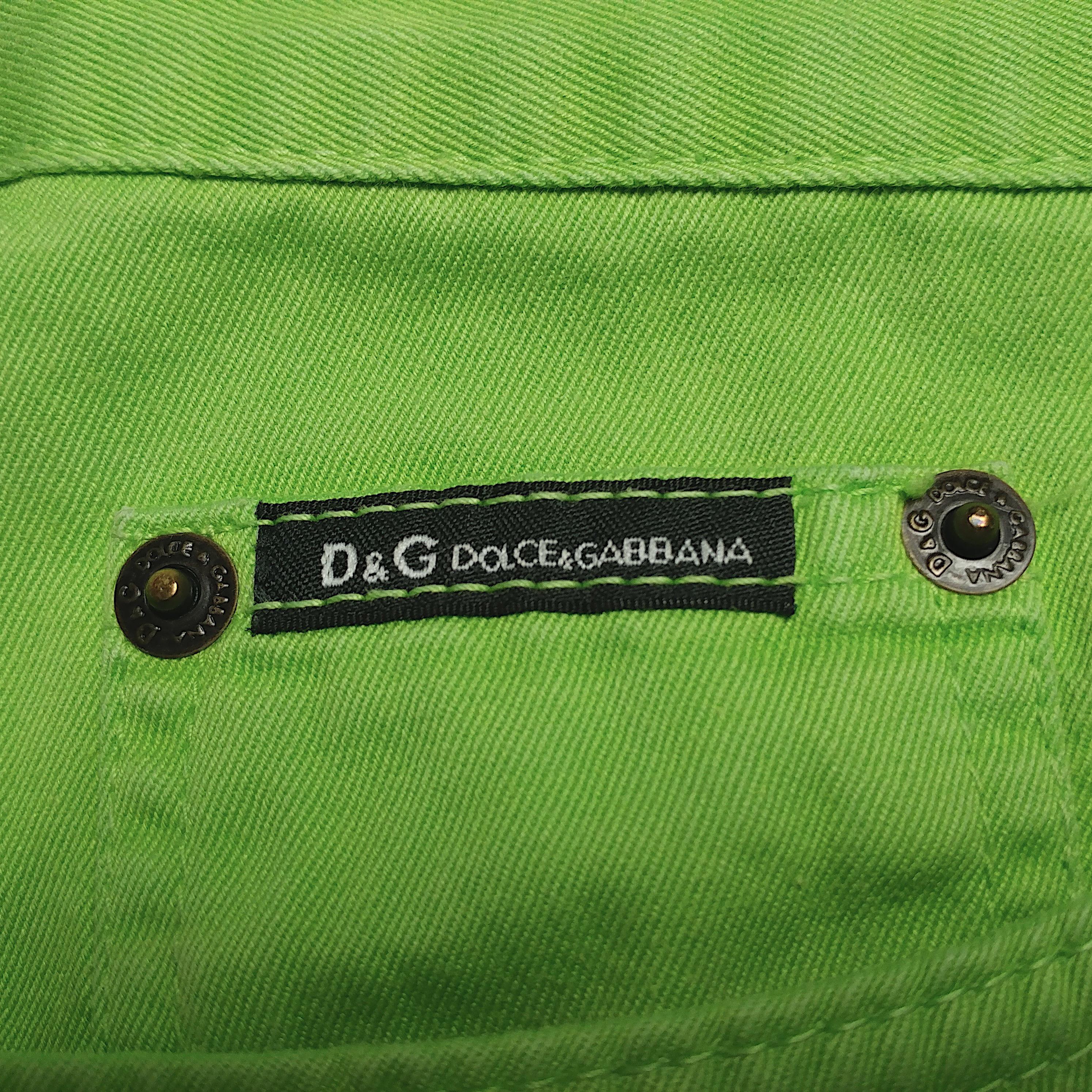 DOLCE & GABBANA - Green Cotton Denim Shorts or Hot Pants | Size 4US 36EU For Sale 2