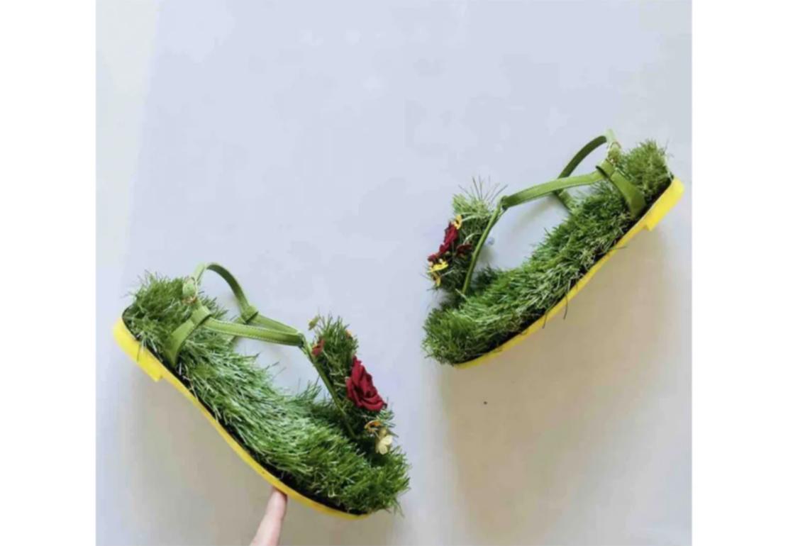 Dolce and Gabbana Green Grass Floral Leather Thong Sandals Strappy Flats  Shoes at 1stDibs