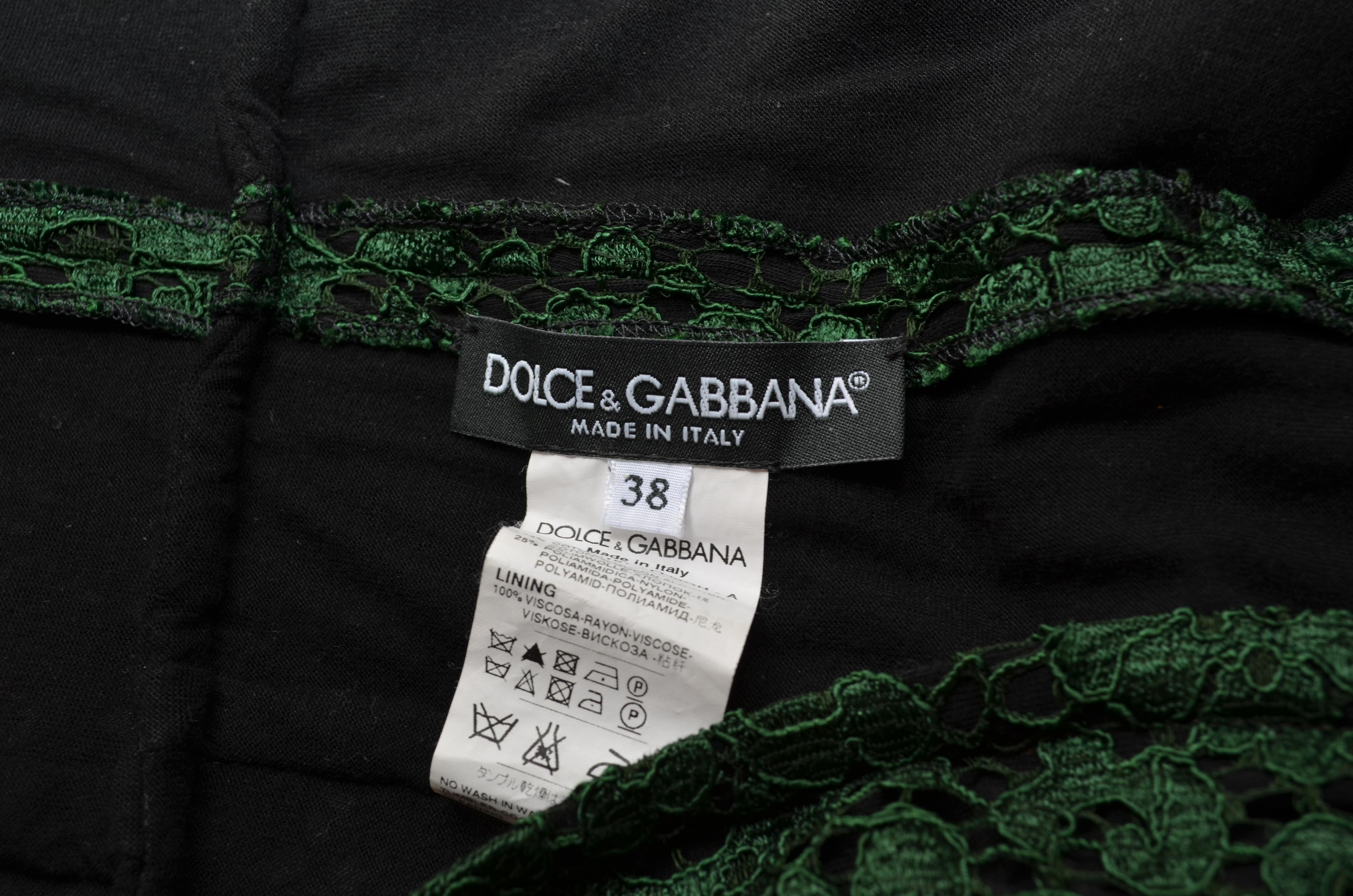 Dolce & Gabbana Green Lace Dress In Excellent Condition In Carmel, CA