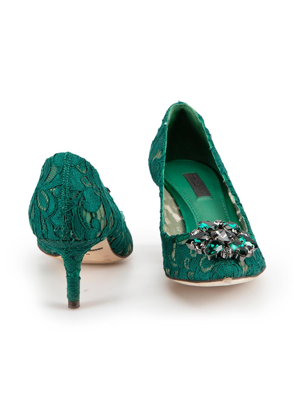 Dolce & Gabbana Green Lace Jewelled Heels Size IT 36 In Excellent Condition For Sale In London, GB