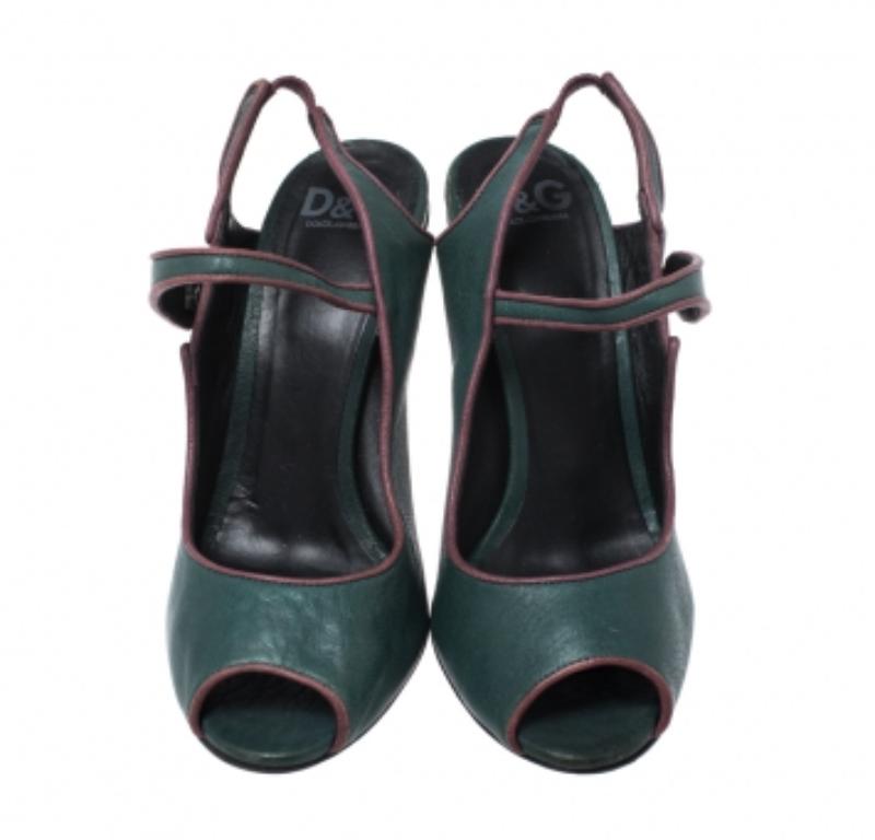 Bombas Dolce & Gabbana de piel verde con puntera abierta talla 40 en Bastante bueno estado para la venta en Dubai, Al Qouz 2