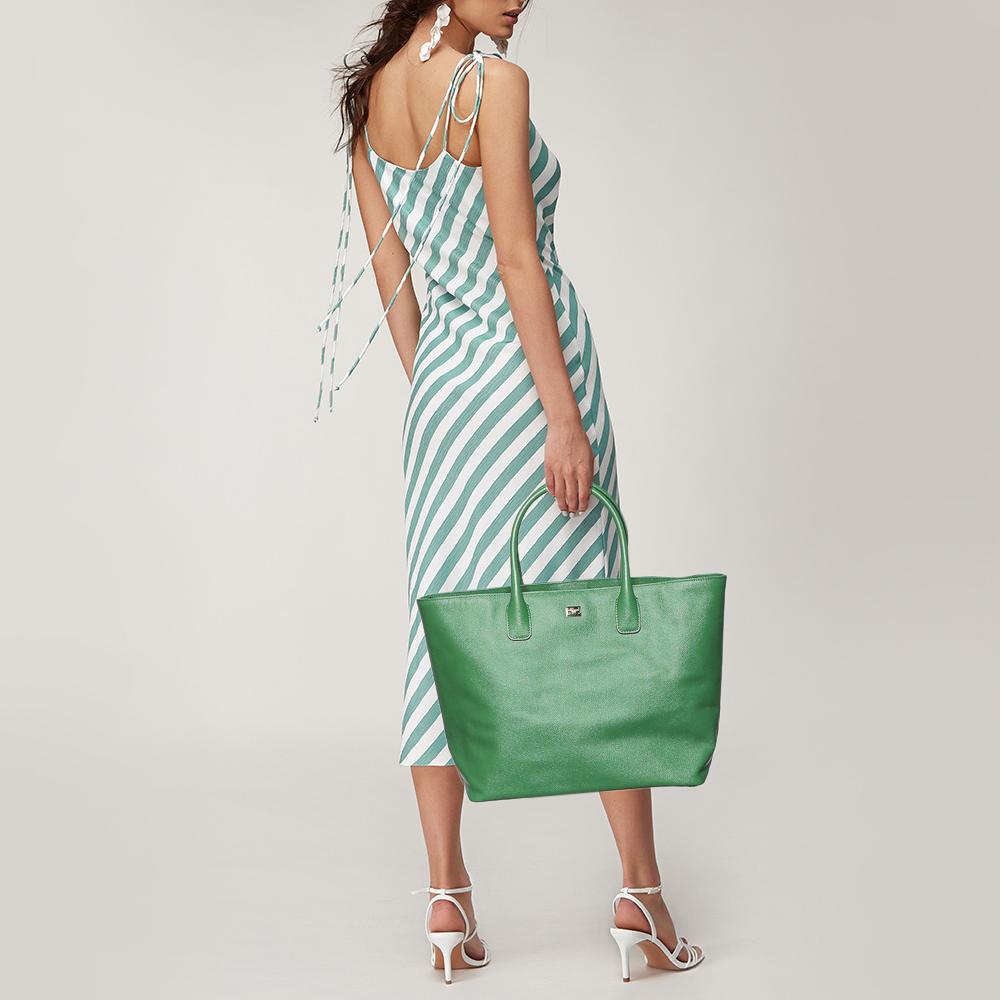 Dolce & Gabbana Green Leather Miss Alma Tote In Excellent Condition In Dubai, Al Qouz 2