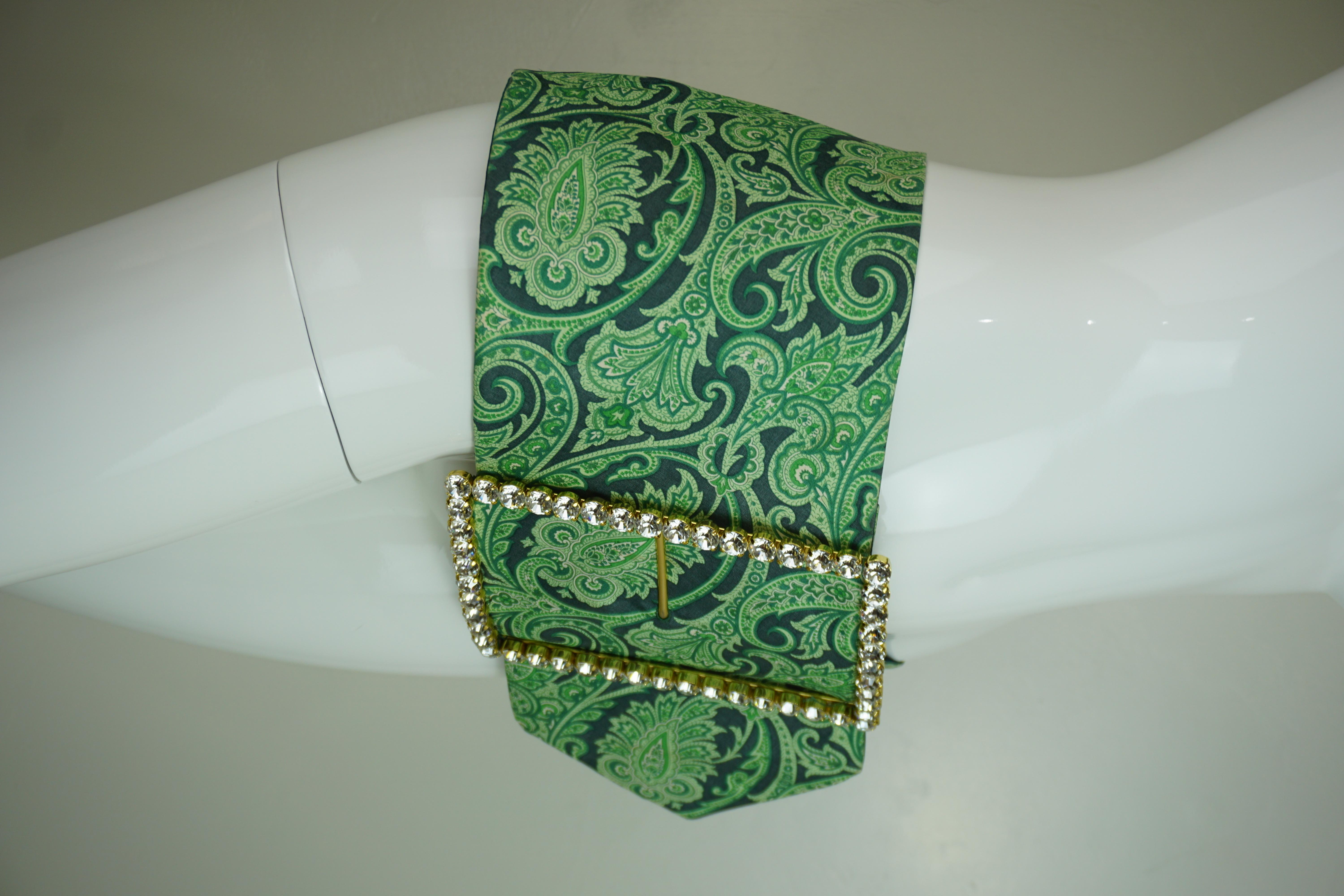 Dolce & Gabbana Size 40 Green Paisley Belt/Skirt S/S 2000 with Crystal Buckle

Foxy Couture is not an authorized reseller nor affiliated with any of the brands we sell.

International Buyers: Foxy Couture is not responsible for any customs or import